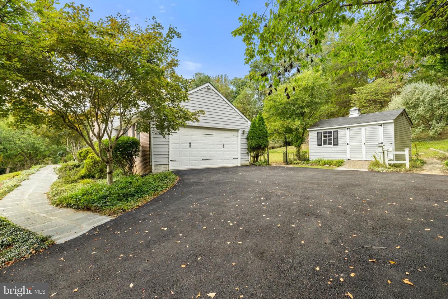 1372 FREEMAN DR, AMISSVILLE, Virginia 20106, 4 Bedrooms Bedrooms, ,2 BathroomsBathrooms,Residential,For sale,1372 FREEMAN DR,VACU2011542 MLS # VACU2011542