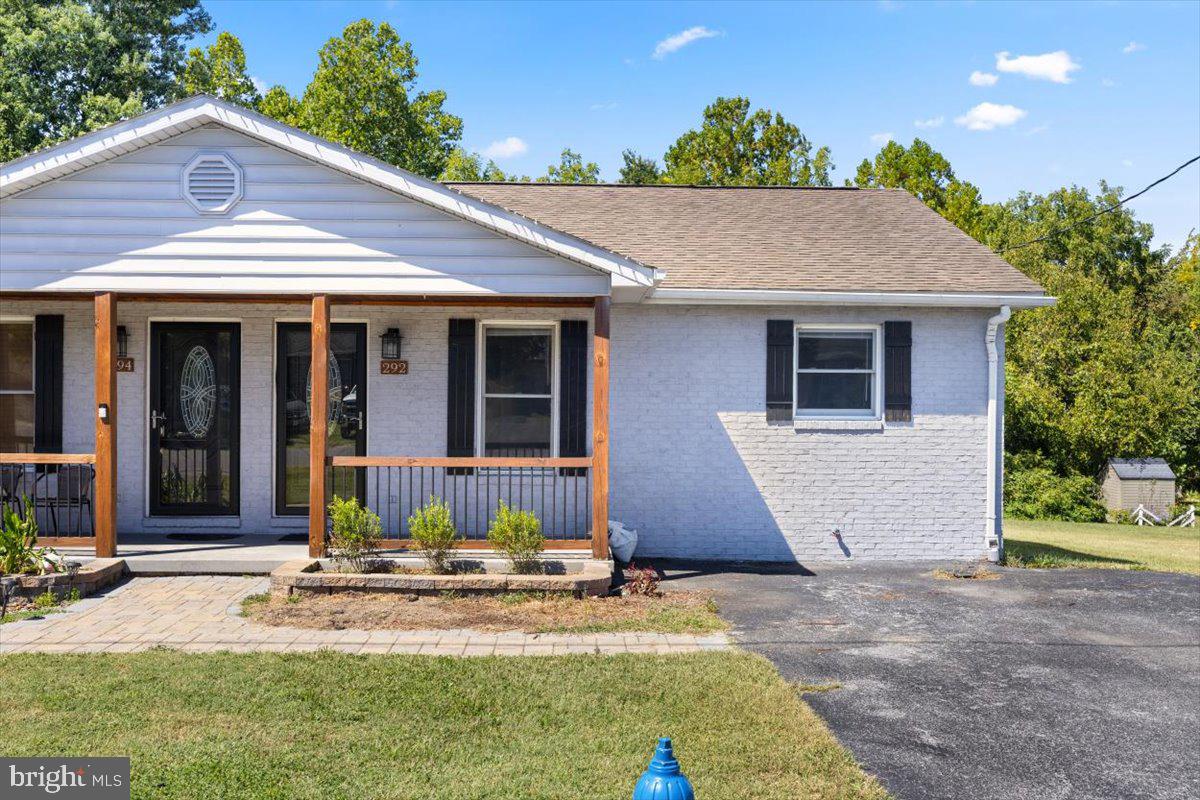 292 MILLER DR, STRASBURG, Virginia 22657, 2 Bedrooms Bedrooms, ,1 BathroomBathrooms,Residential,For sale,292 MILLER DR,VASH2012526 MLS # VASH2012526