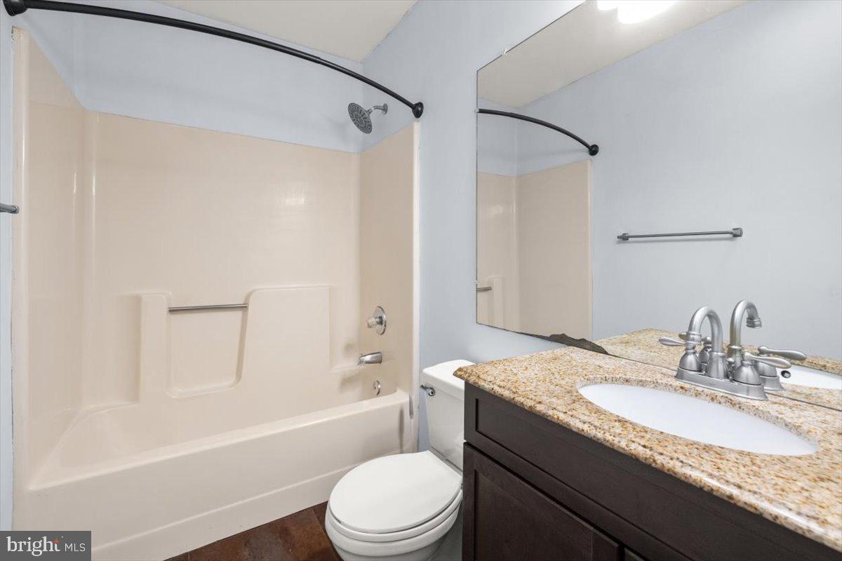 292 MILLER DR, STRASBURG, Virginia 22657, 2 Bedrooms Bedrooms, ,1 BathroomBathrooms,Residential,For sale,292 MILLER DR,VASH2012526 MLS # VASH2012526