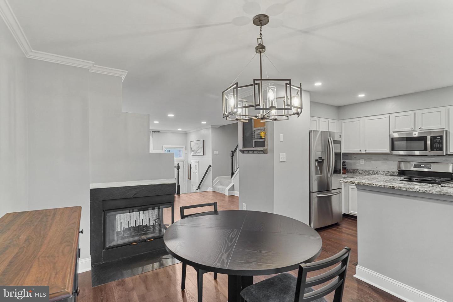 1231 QUAKER HILL DR, ALEXANDRIA, Virginia 22314, 3 Bedrooms Bedrooms, 11 Rooms Rooms,3 BathroomsBathrooms,Residential,For sale,1231 QUAKER HILL DR,VAAX2049610 MLS # VAAX2049610