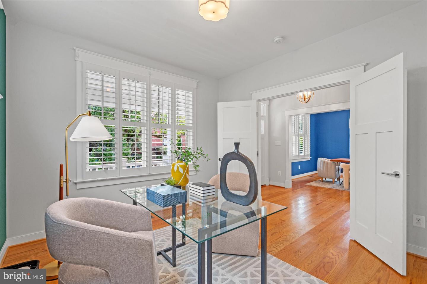 508 E CUSTIS AVE, ALEXANDRIA, Virginia 22301, 6 Bedrooms Bedrooms, ,4 BathroomsBathrooms,Residential,For sale,508 E CUSTIS AVE,VAAX2049616 MLS # VAAX2049616