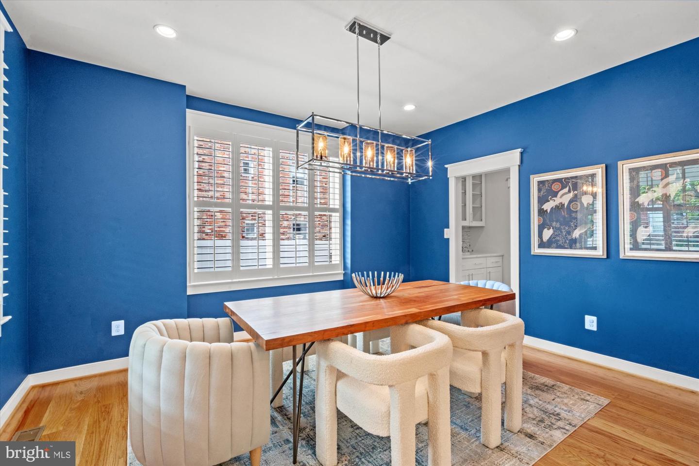 508 E CUSTIS AVE, ALEXANDRIA, Virginia 22301, 6 Bedrooms Bedrooms, ,4 BathroomsBathrooms,Residential,For sale,508 E CUSTIS AVE,VAAX2049616 MLS # VAAX2049616