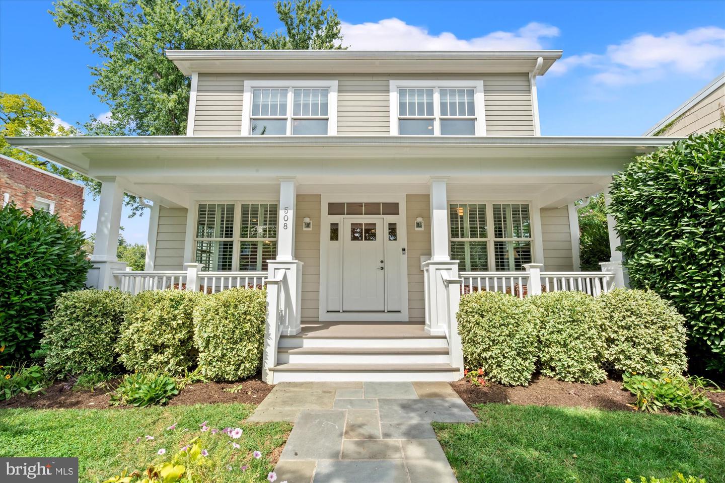 508 E CUSTIS AVE, ALEXANDRIA, Virginia 22301, 6 Bedrooms Bedrooms, ,4 BathroomsBathrooms,Residential,For sale,508 E CUSTIS AVE,VAAX2049616 MLS # VAAX2049616