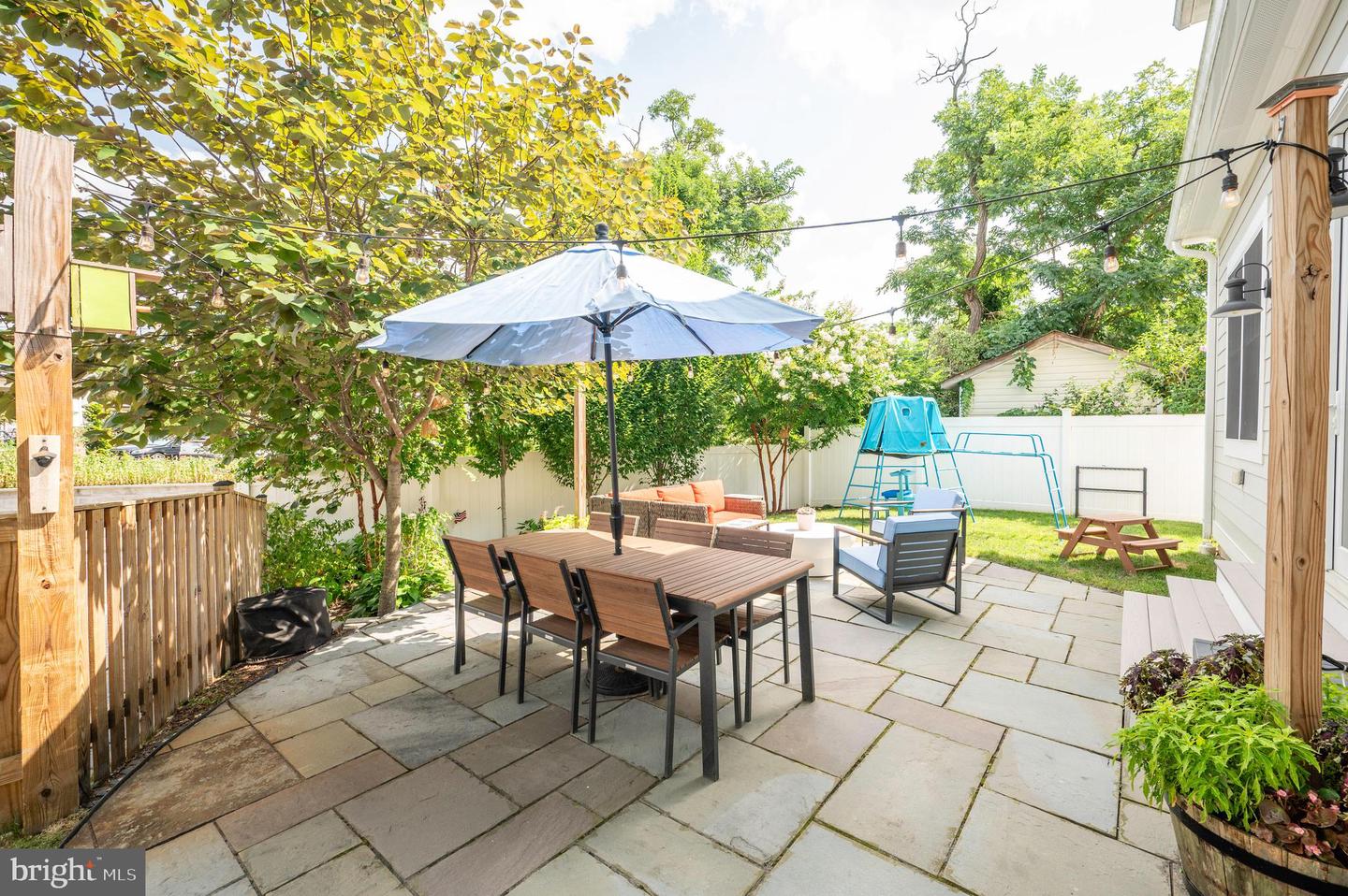 508 E CUSTIS AVE, ALEXANDRIA, Virginia 22301, 6 Bedrooms Bedrooms, ,4 BathroomsBathrooms,Residential,For sale,508 E CUSTIS AVE,VAAX2049616 MLS # VAAX2049616