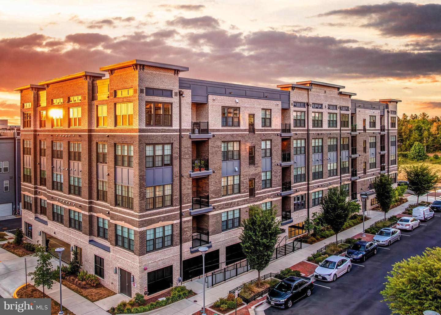 2320 FIELD POINT RD #201, HERNDON, Virginia 20171, 2 Bedrooms Bedrooms, ,2 BathroomsBathrooms,Residential,For sale,2320 FIELD POINT RD #201,VAFX2267156 MLS # VAFX2267156