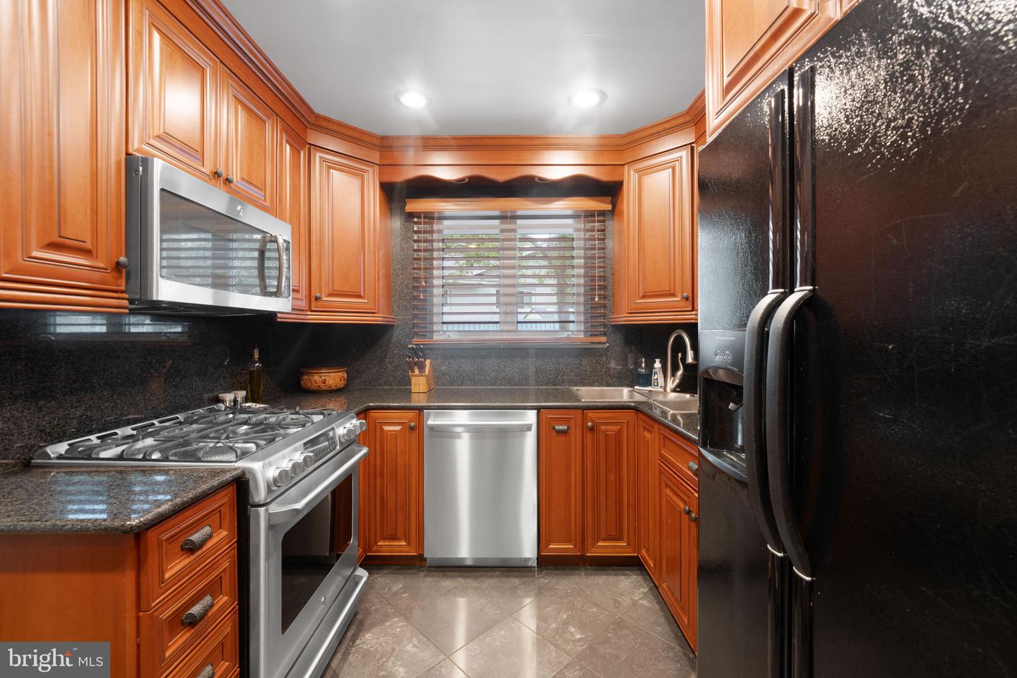 1211 WAKE FOREST DR, ALEXANDRIA, Virginia 22307, 4 Bedrooms Bedrooms, ,3 BathroomsBathrooms,Residential,For sale,1211 WAKE FOREST DR,VAFX2267178 MLS # VAFX2267178