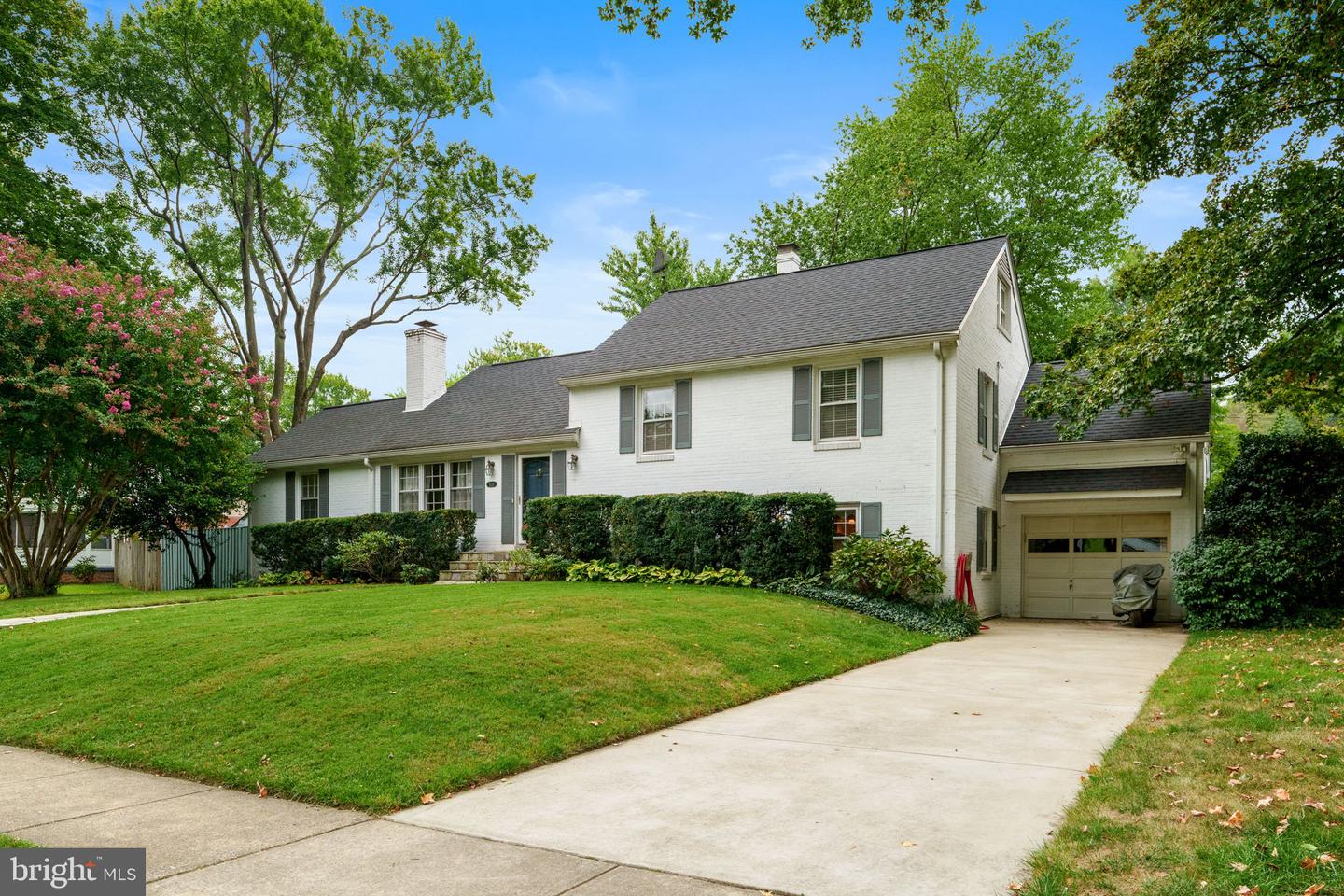 1211 WAKE FOREST DR, ALEXANDRIA, Virginia 22307, 4 Bedrooms Bedrooms, ,3 BathroomsBathrooms,Residential,For sale,1211 WAKE FOREST DR,VAFX2267178 MLS # VAFX2267178