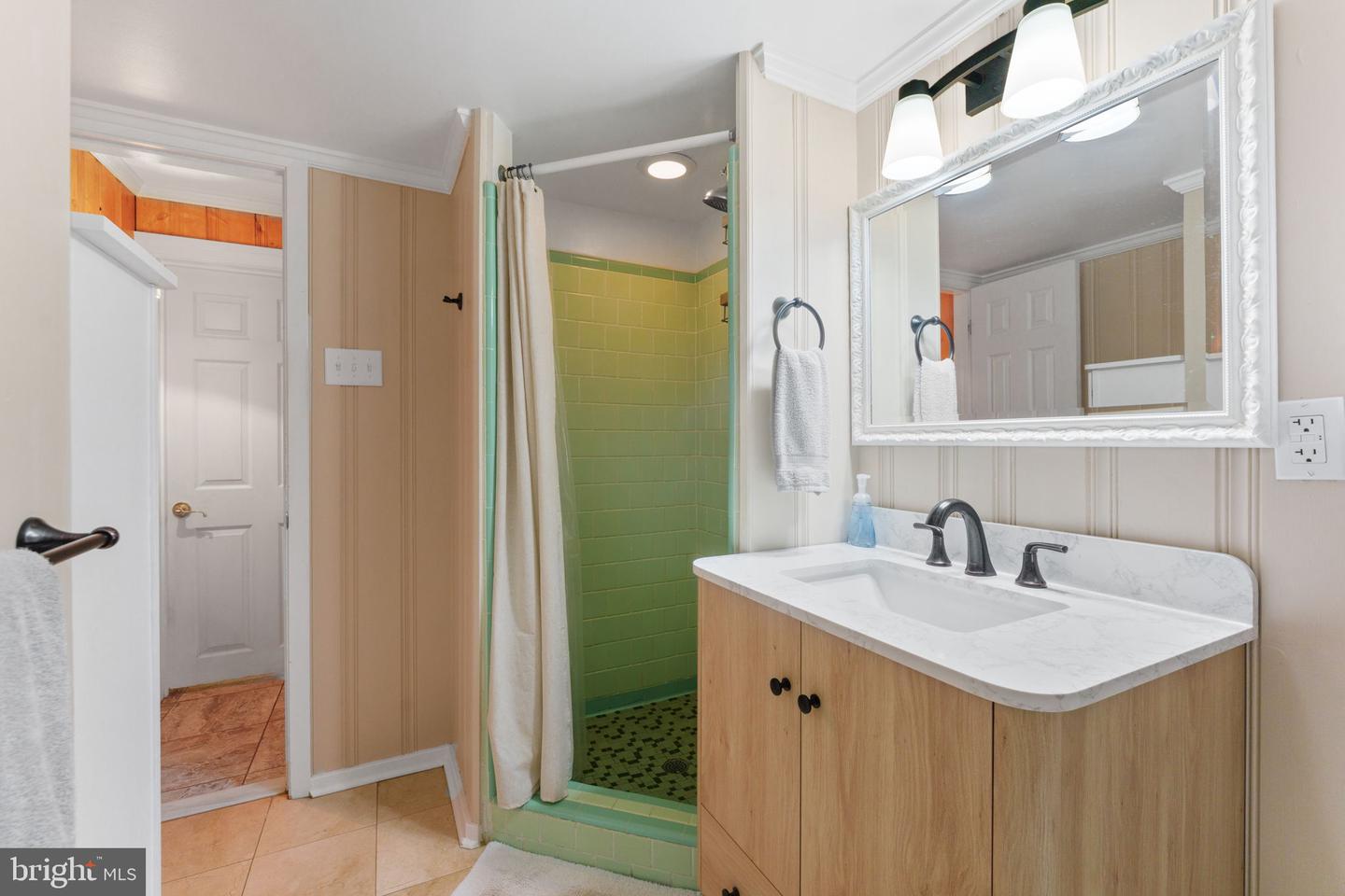 1211 WAKE FOREST DR, ALEXANDRIA, Virginia 22307, 4 Bedrooms Bedrooms, ,3 BathroomsBathrooms,Residential,For sale,1211 WAKE FOREST DR,VAFX2267178 MLS # VAFX2267178