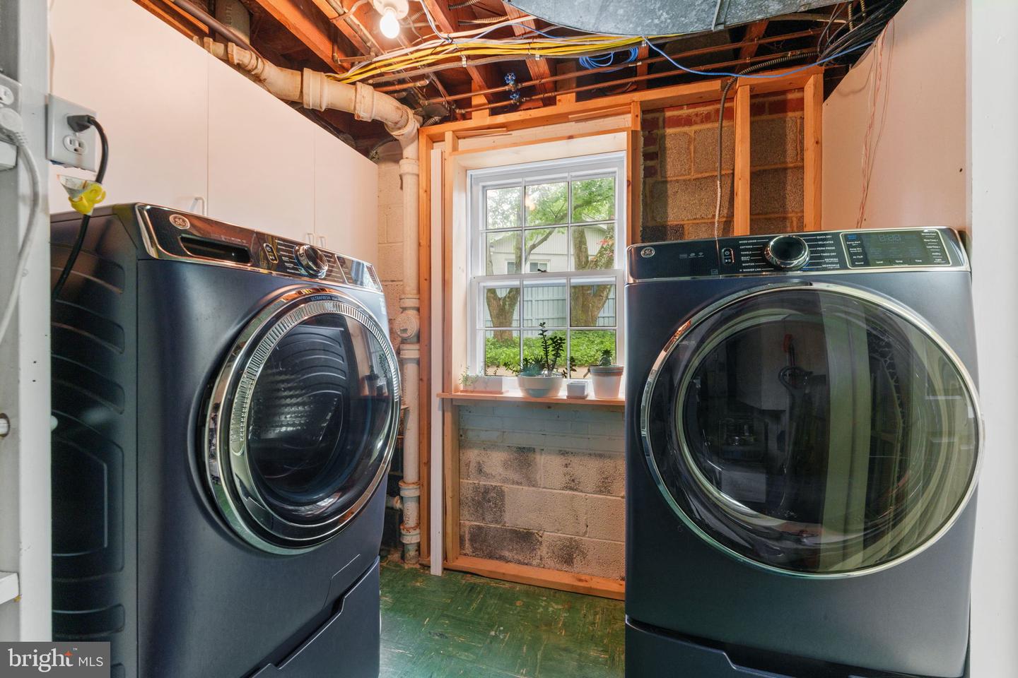 1211 WAKE FOREST DR, ALEXANDRIA, Virginia 22307, 4 Bedrooms Bedrooms, ,3 BathroomsBathrooms,Residential,For sale,1211 WAKE FOREST DR,VAFX2267178 MLS # VAFX2267178