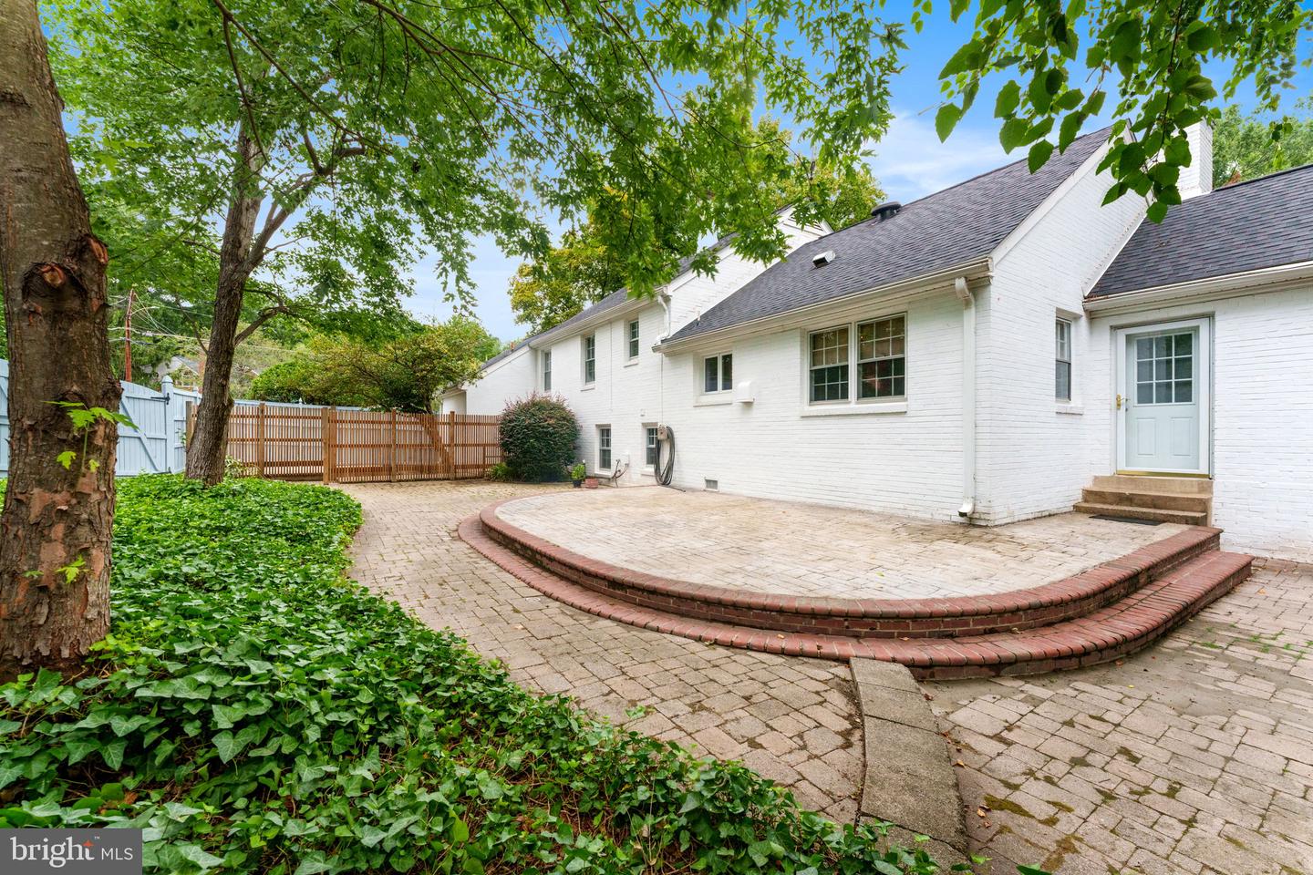 1211 WAKE FOREST DR, ALEXANDRIA, Virginia 22307, 4 Bedrooms Bedrooms, ,3 BathroomsBathrooms,Residential,For sale,1211 WAKE FOREST DR,VAFX2267178 MLS # VAFX2267178