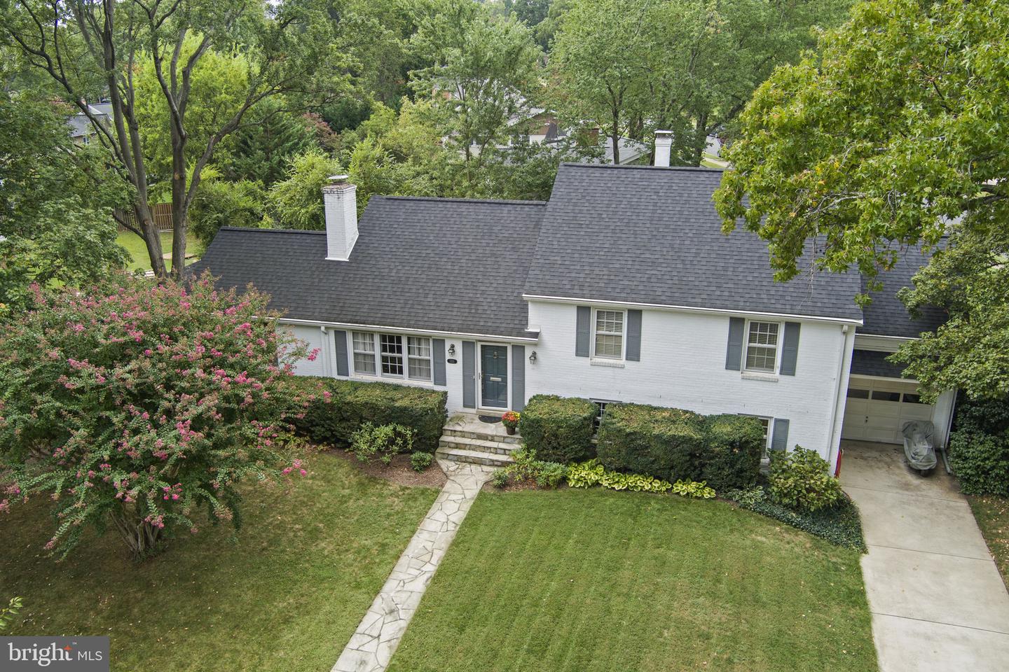 1211 WAKE FOREST DR, ALEXANDRIA, Virginia 22307, 4 Bedrooms Bedrooms, ,3 BathroomsBathrooms,Residential,For sale,1211 WAKE FOREST DR,VAFX2267178 MLS # VAFX2267178