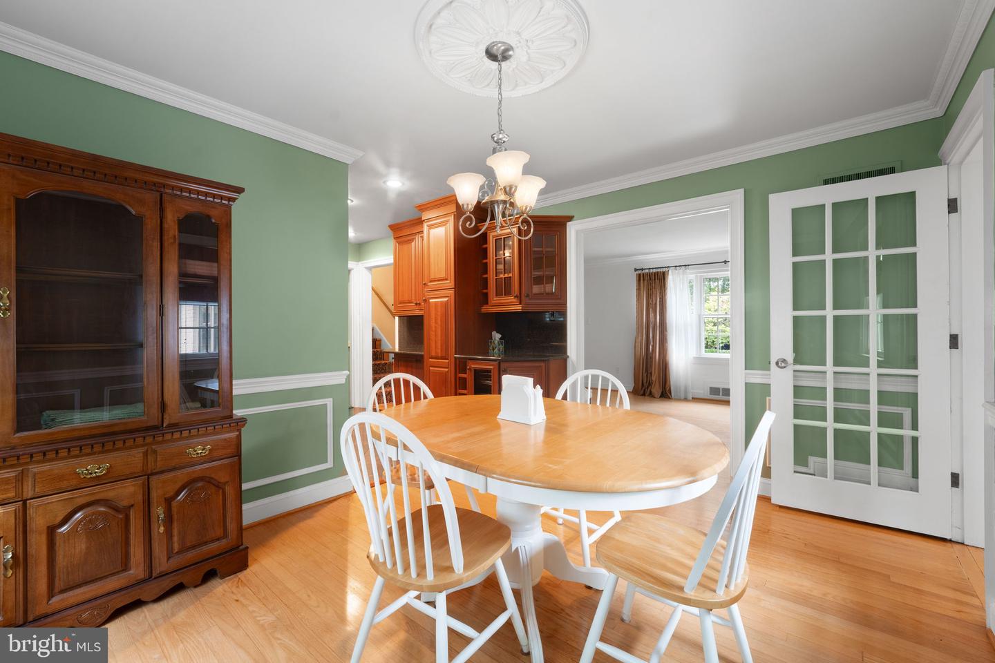 1211 WAKE FOREST DR, ALEXANDRIA, Virginia 22307, 4 Bedrooms Bedrooms, ,3 BathroomsBathrooms,Residential,For sale,1211 WAKE FOREST DR,VAFX2267178 MLS # VAFX2267178