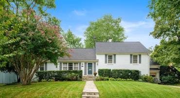 1211 WAKE FOREST DR, ALEXANDRIA, Virginia 22307, 4 Bedrooms Bedrooms, ,3 BathroomsBathrooms,Residential,For sale,1211 WAKE FOREST DR,VAFX2267178 MLS # VAFX2267178