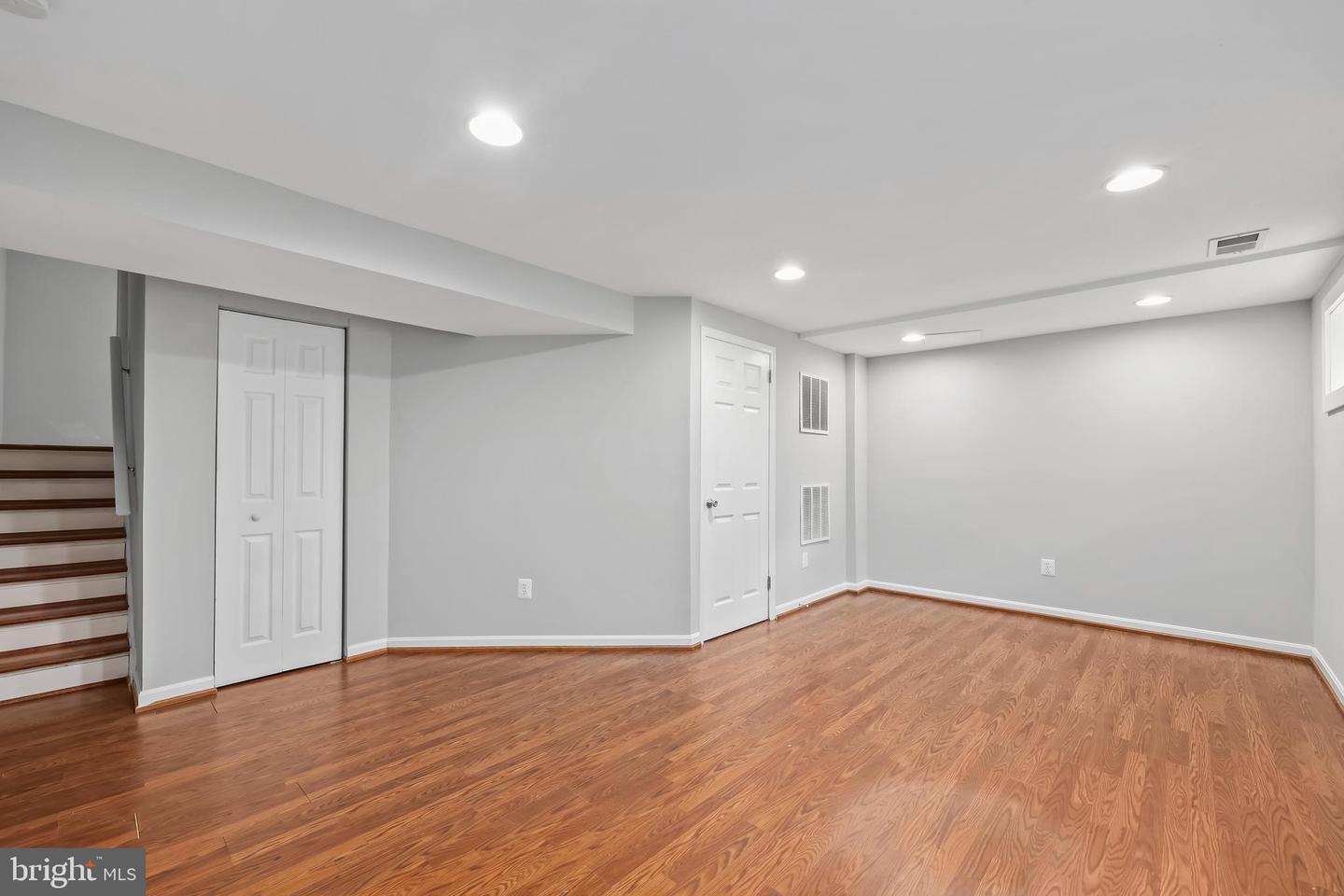 2300 HORSEFERRY CT, RESTON, Virginia 20191, 3 Bedrooms Bedrooms, ,2 BathroomsBathrooms,Residential,For sale,2300 HORSEFERRY CT,VAFX2267270 MLS # VAFX2267270