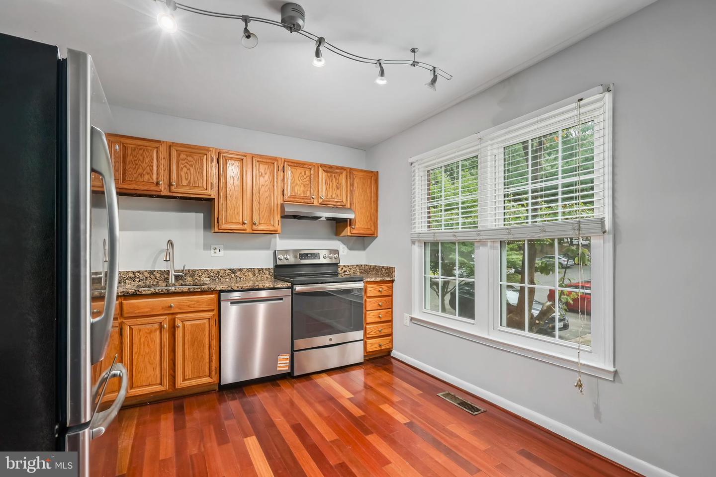 2300 HORSEFERRY CT, RESTON, Virginia 20191, 3 Bedrooms Bedrooms, ,2 BathroomsBathrooms,Residential,For sale,2300 HORSEFERRY CT,VAFX2267270 MLS # VAFX2267270