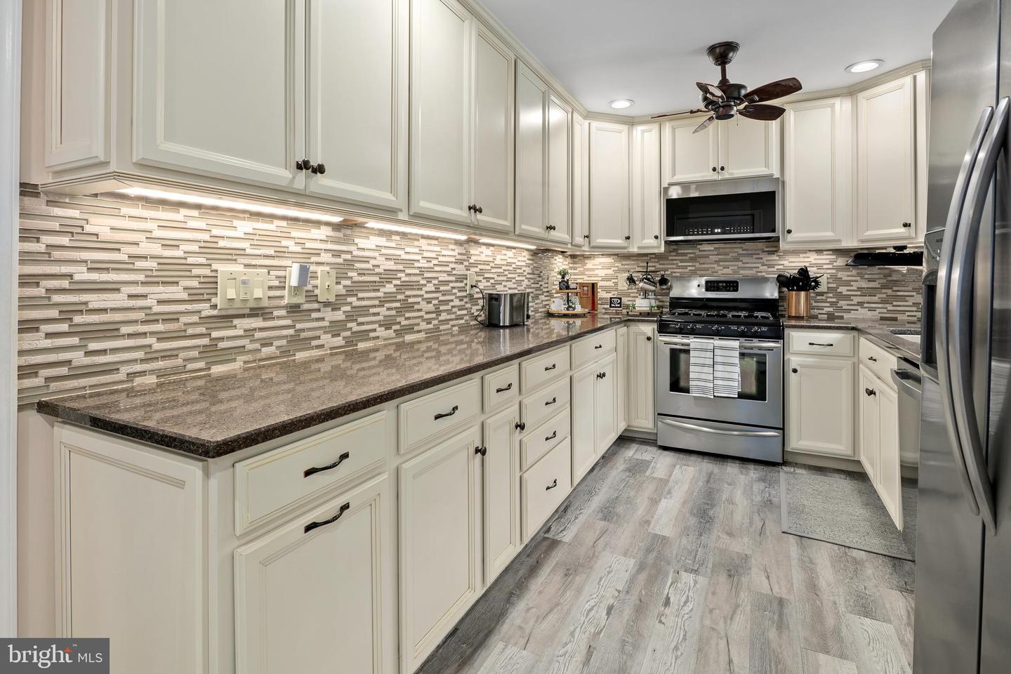 3951 DOMINION DR, DUMFRIES, Virginia 22026, 4 Bedrooms Bedrooms, ,3 BathroomsBathrooms,Residential,For sale,3951 DOMINION DR,VAPW2103968 MLS # VAPW2103968