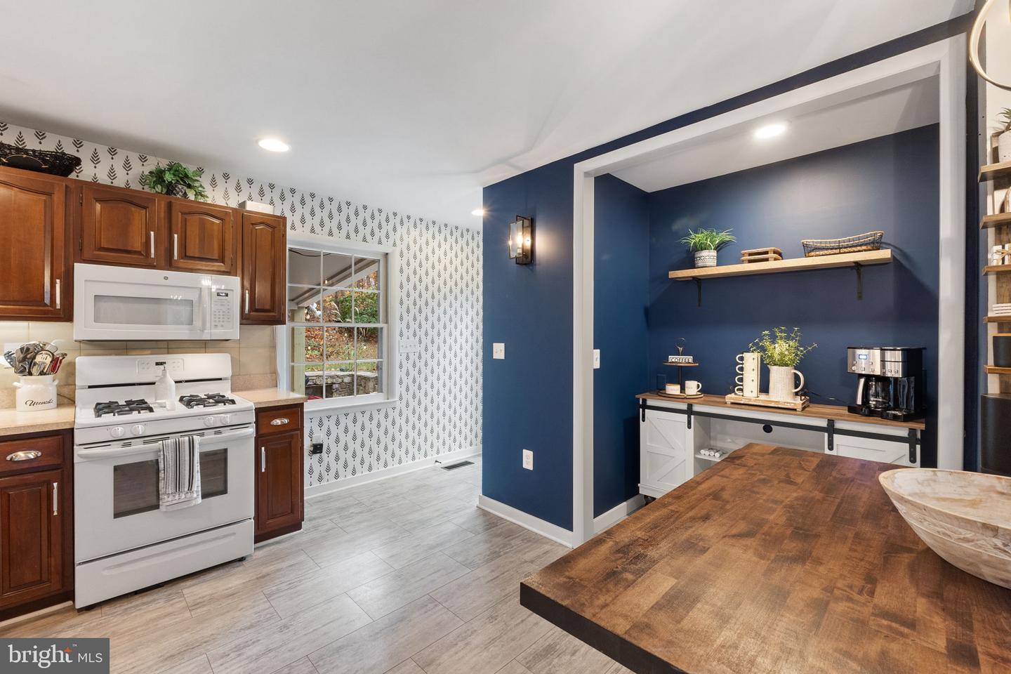 32651 MOUNT WEATHER RD, BLUEMONT, Virginia 20135, 3 Bedrooms Bedrooms, ,2 BathroomsBathrooms,Residential,For sale,32651 MOUNT WEATHER RD,VACL2006062 MLS # VACL2006062