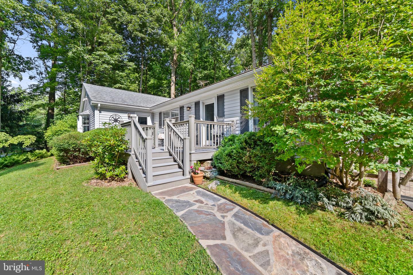 32651 MOUNT WEATHER RD, BLUEMONT, Virginia 20135, 3 Bedrooms Bedrooms, ,2 BathroomsBathrooms,Residential,For sale,32651 MOUNT WEATHER RD,VACL2006062 MLS # VACL2006062