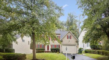16492 HAYES LN, WOODBRIDGE, Virginia 22191, 6 Bedrooms Bedrooms, ,3 BathroomsBathrooms,Residential,For sale,16492 HAYES LN,VAPW2104110 MLS # VAPW2104110