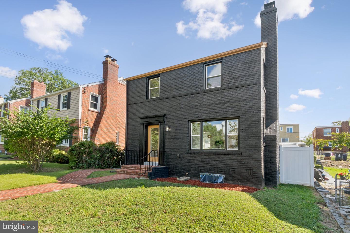 1794 41ST PL SE, WASHINGTON, District Of Columbia 20020, 3 Bedrooms Bedrooms, ,2 BathroomsBathrooms,Residential,For sale,1794 41ST PL SE,DCDC2222568 MLS # DCDC2222568