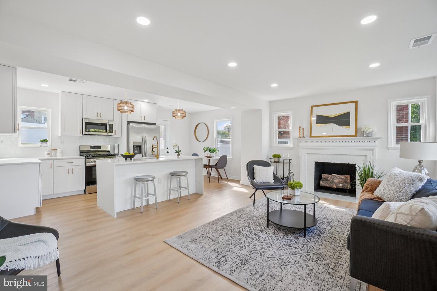 1794 41ST PL SE, WASHINGTON, District Of Columbia 20020, 3 Bedrooms Bedrooms, ,2 BathroomsBathrooms,Residential,For sale,1794 41ST PL SE,DCDC2222568 MLS # DCDC2222568