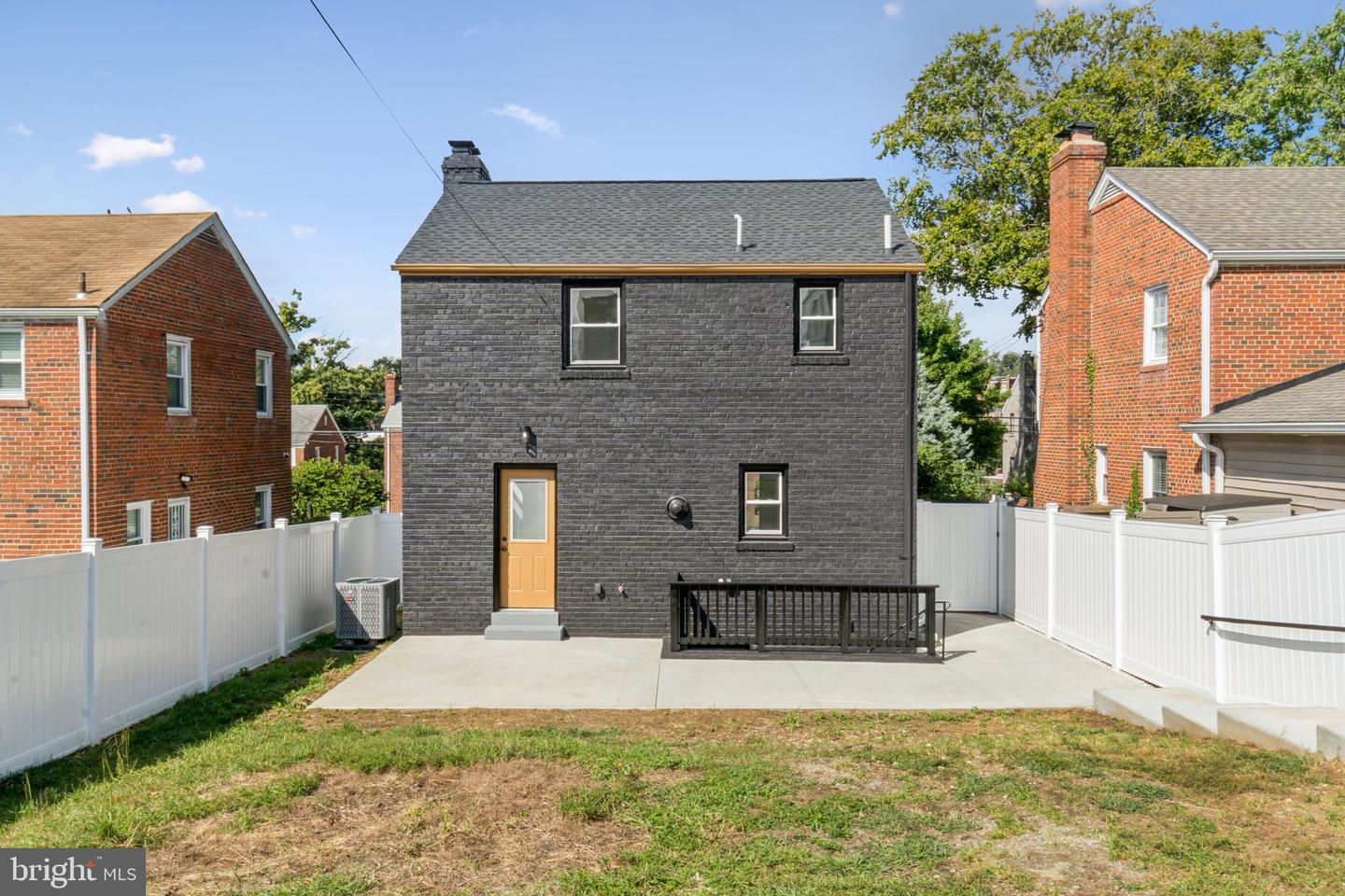 1794 41ST PL SE, WASHINGTON, District Of Columbia 20020, 3 Bedrooms Bedrooms, ,2 BathroomsBathrooms,Residential,For sale,1794 41ST PL SE,DCDC2222568 MLS # DCDC2222568