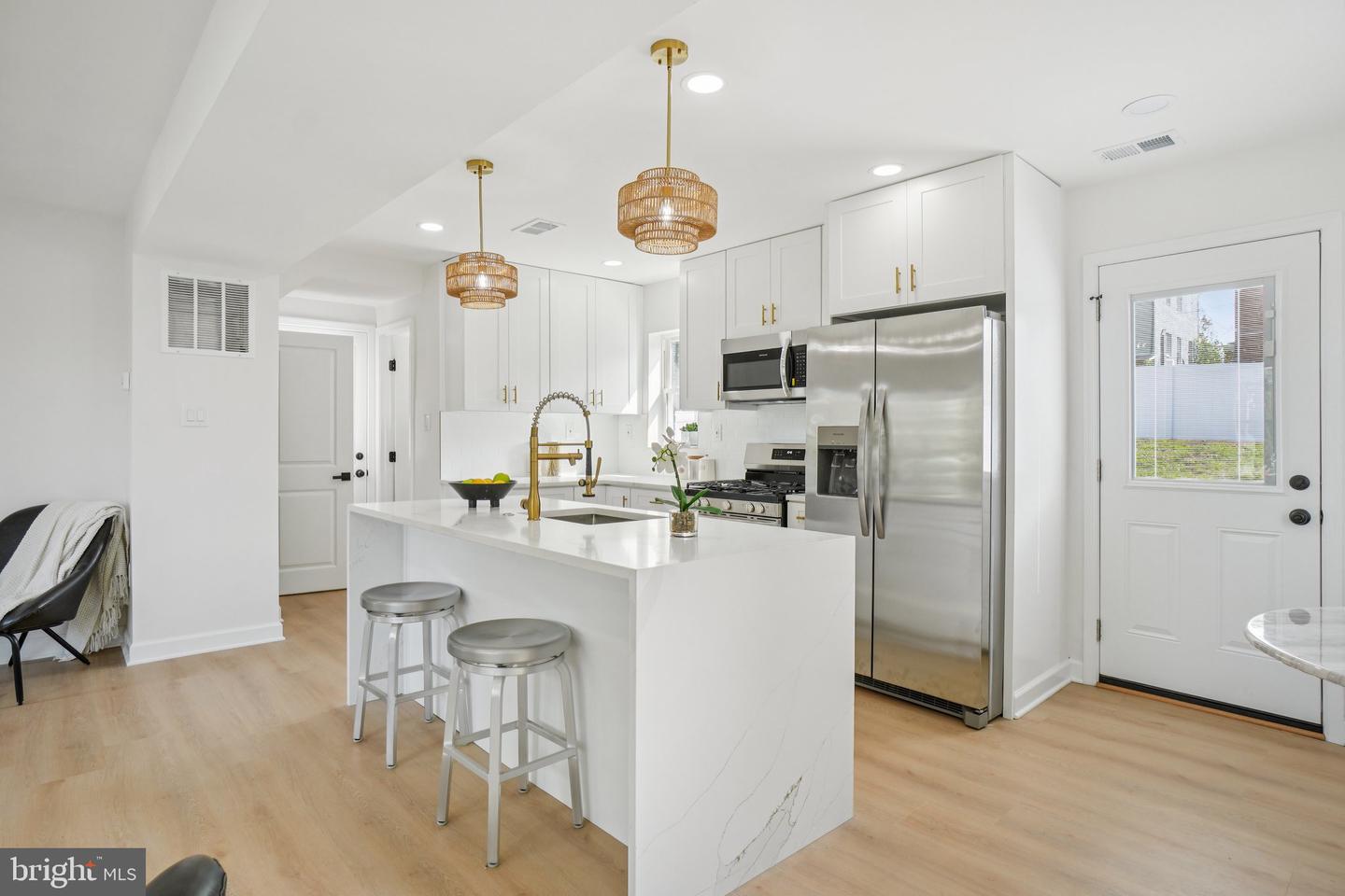 1794 41ST PL SE, WASHINGTON, District Of Columbia 20020, 3 Bedrooms Bedrooms, ,2 BathroomsBathrooms,Residential,For sale,1794 41ST PL SE,DCDC2222568 MLS # DCDC2222568