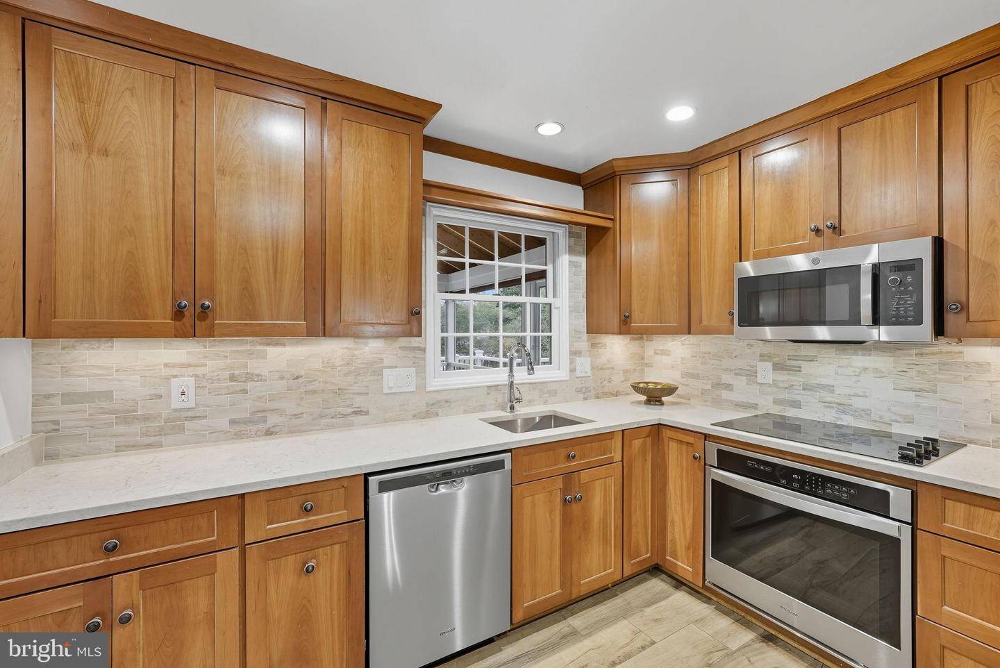 2007 COOL SPRING DR, ALEXANDRIA, Virginia 22308, 4 Bedrooms Bedrooms, ,2 BathroomsBathrooms,Residential,For sale,2007 COOL SPRING DR,VAFX2267516 MLS # VAFX2267516