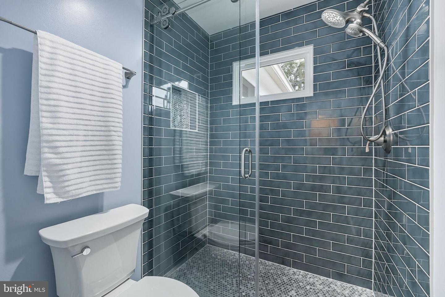 2007 COOL SPRING DR, ALEXANDRIA, Virginia 22308, 4 Bedrooms Bedrooms, ,2 BathroomsBathrooms,Residential,For sale,2007 COOL SPRING DR,VAFX2267516 MLS # VAFX2267516