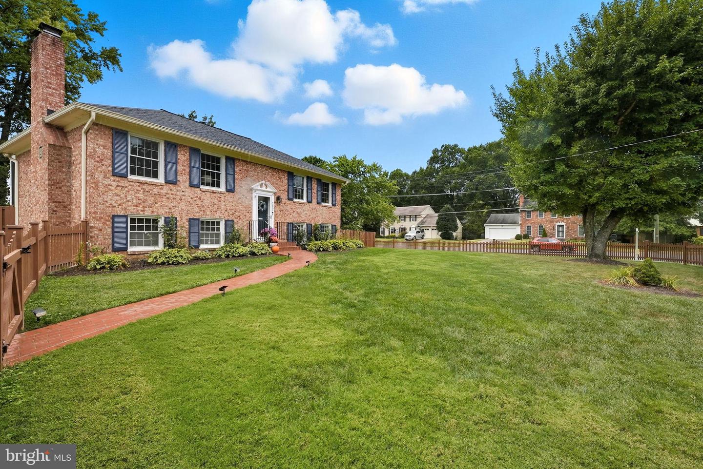 2007 COOL SPRING DR, ALEXANDRIA, Virginia 22308, 4 Bedrooms Bedrooms, ,2 BathroomsBathrooms,Residential,For sale,2007 COOL SPRING DR,VAFX2267516 MLS # VAFX2267516