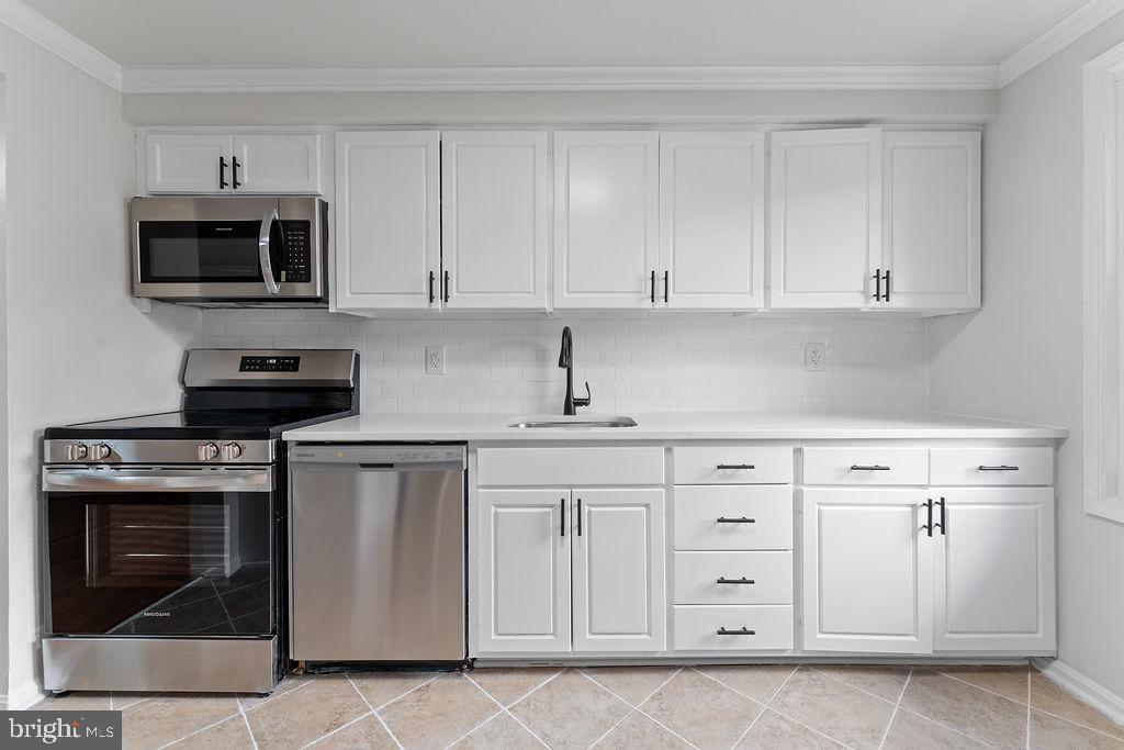 14341 PARK CT N, WOODBRIDGE, Virginia 22193, 4 Bedrooms Bedrooms, ,1 BathroomBathrooms,Residential,For sale,14341 PARK CT N,VAPW2104124 MLS # VAPW2104124 14341 PARK CT N, WOODBRIDGE, Virginia 22193, 4 Bedrooms Bedrooms, ,1 BathroomBathrooms,Residential,For sale,14341 PARK CT N,VAPW2104124 MLS # VAPW2104124