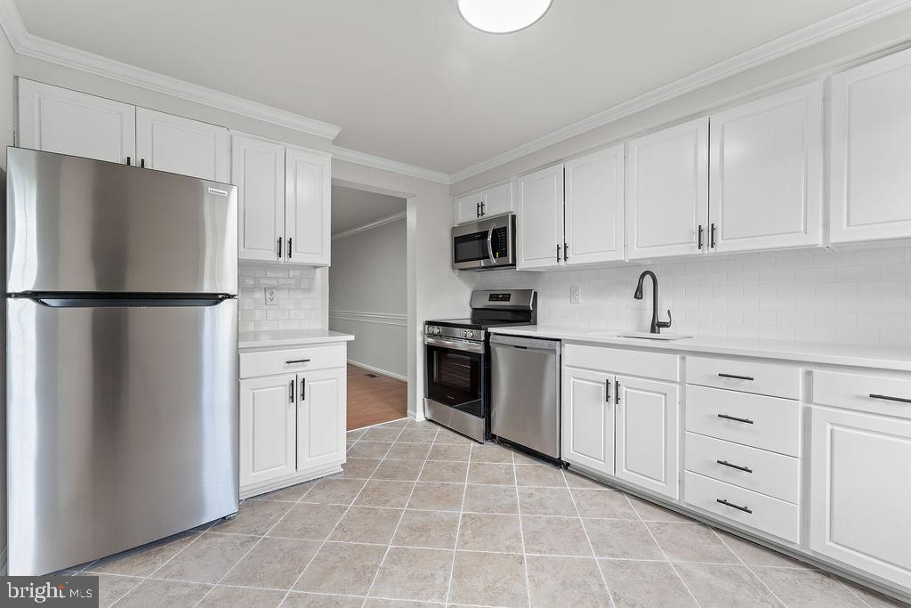 14341 PARK CT N, WOODBRIDGE, Virginia 22193, 4 Bedrooms Bedrooms, ,1 BathroomBathrooms,Residential,For sale,14341 PARK CT N,VAPW2104124 MLS # VAPW2104124 14341 PARK CT N, WOODBRIDGE, Virginia 22193, 4 Bedrooms Bedrooms, ,1 BathroomBathrooms,Residential,For sale,14341 PARK CT N,VAPW2104124 MLS # VAPW2104124