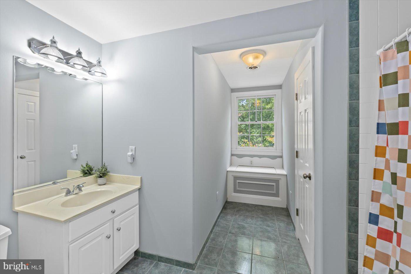 12620 CHEWNING LN, FREDERICKSBURG, Virginia 22407, 7 Bedrooms Bedrooms, ,4 BathroomsBathrooms,Residential,For sale,12620 CHEWNING LN,VASP2036282 MLS # VASP2036282