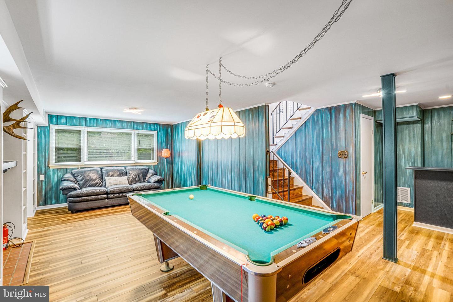 7757 CARRLEIGH PKWY, SPRINGFIELD, Virginia 22152, 5 Bedrooms Bedrooms, ,2 BathroomsBathrooms,Residential,For sale,7757 CARRLEIGH PKWY,VAFX2267660 MLS # VAFX2267660
