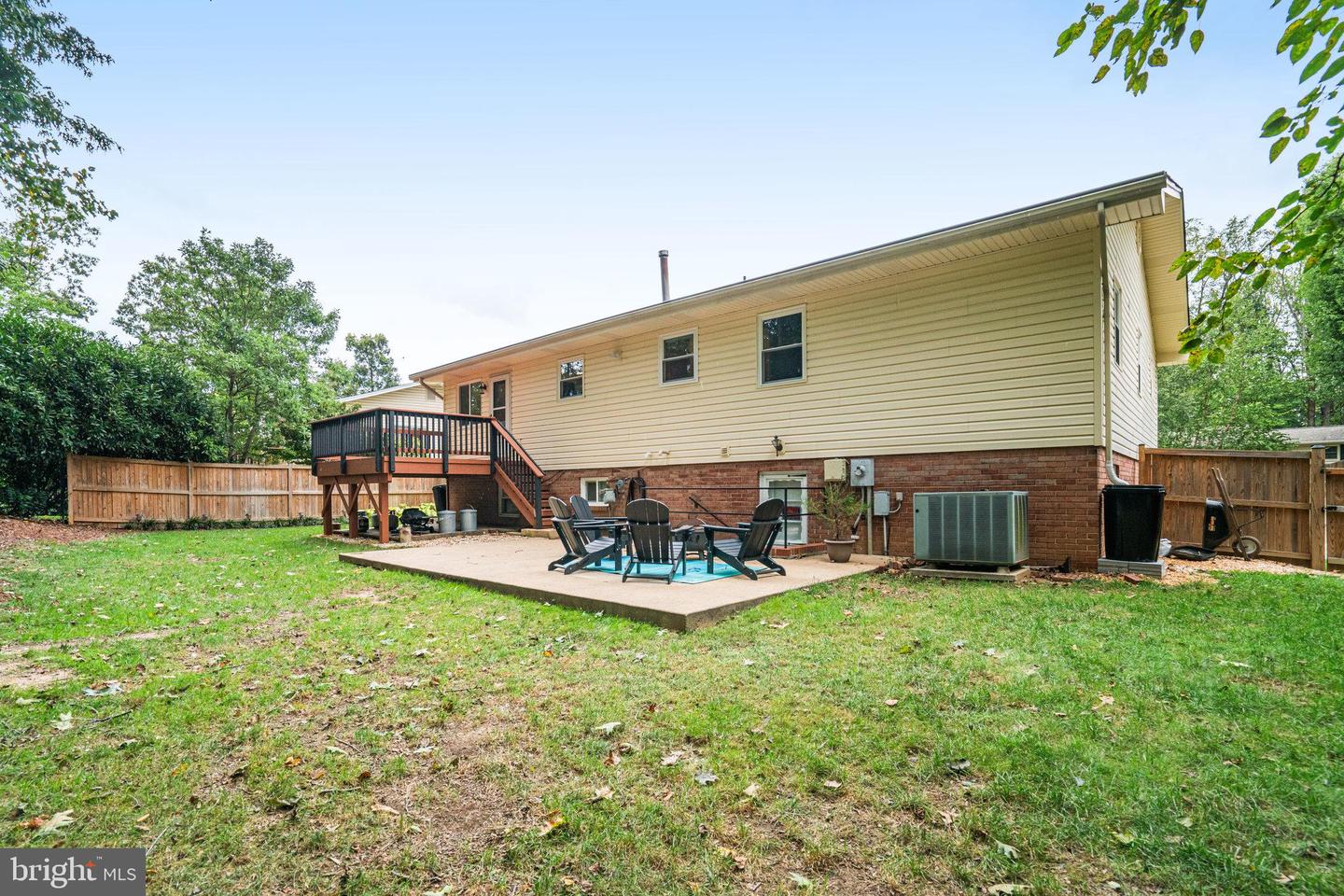 7757 CARRLEIGH PKWY, SPRINGFIELD, Virginia 22152, 5 Bedrooms Bedrooms, ,2 BathroomsBathrooms,Residential,For sale,7757 CARRLEIGH PKWY,VAFX2267660 MLS # VAFX2267660