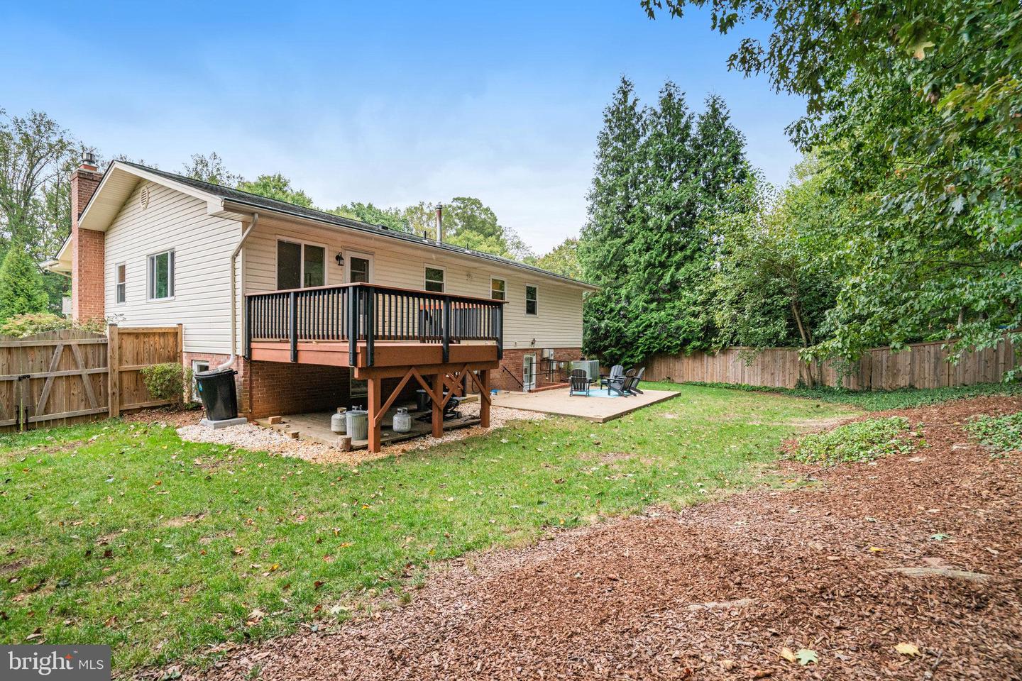7757 CARRLEIGH PKWY, SPRINGFIELD, Virginia 22152, 5 Bedrooms Bedrooms, ,2 BathroomsBathrooms,Residential,For sale,7757 CARRLEIGH PKWY,VAFX2267660 MLS # VAFX2267660