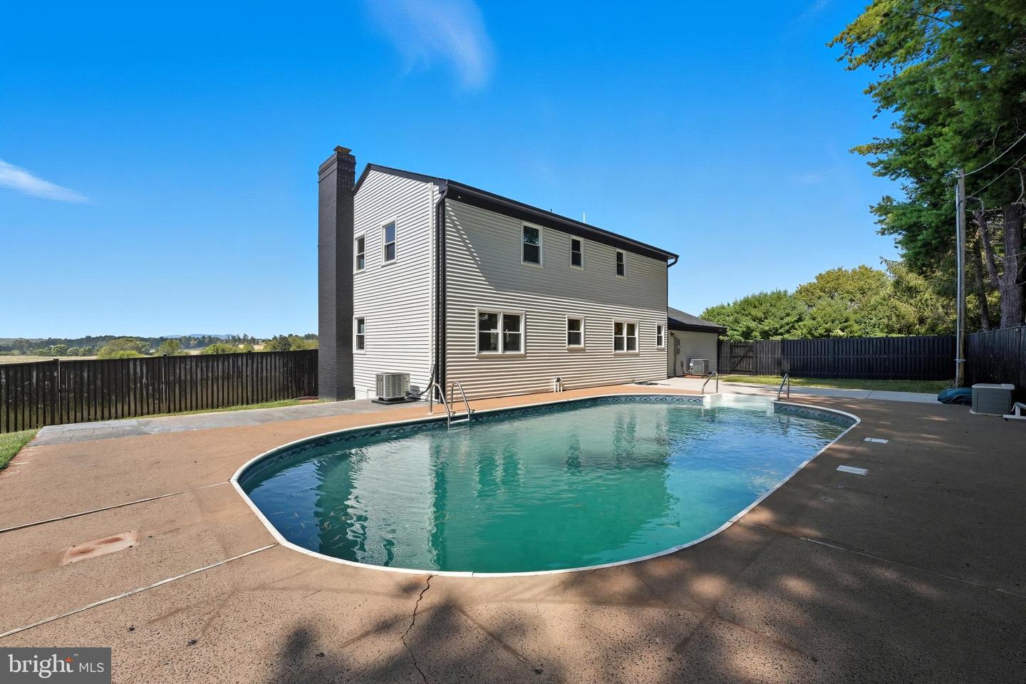 20127 OLD ORANGE RD, CULPEPER, Virginia 22701, 4 Bedrooms Bedrooms, 8 Rooms Rooms,2 BathroomsBathrooms,Residential,For sale,20127 OLD ORANGE RD,VACU2011588 MLS # VACU2011588