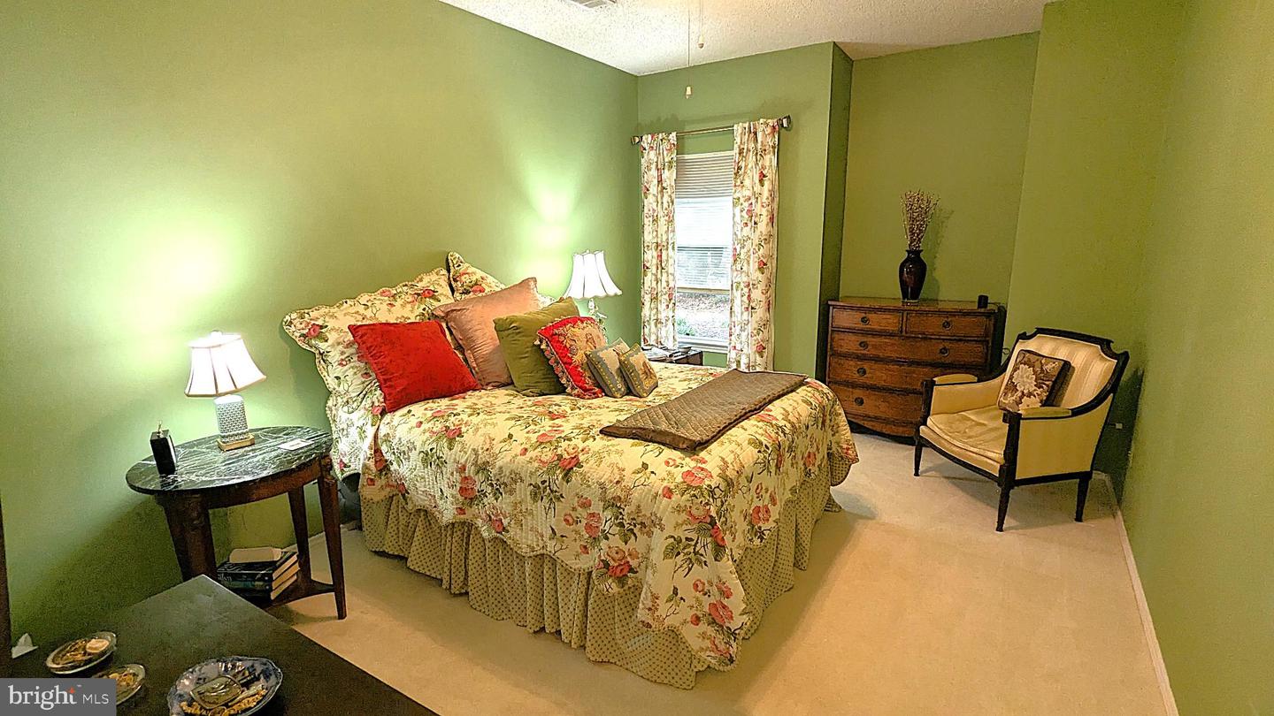 4417 FAIRSTONE DR #104, FAIRFAX, Virginia 22033, 2 Bedrooms Bedrooms, ,2 BathroomsBathrooms,Residential,For sale,4417 FAIRSTONE DR #104,VAFX2267588 MLS # VAFX2267588 4417 FAIRSTONE DR #104, FAIRFAX, Virginia 22033, 2 Bedrooms Bedrooms, ,2 BathroomsBathrooms,Residential,For sale,4417 FAIRSTONE DR #104,VAFX2267588 MLS # VAFX2267588