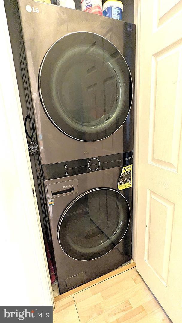 4417 FAIRSTONE DR #104, FAIRFAX, Virginia 22033, 2 Bedrooms Bedrooms, ,2 BathroomsBathrooms,Residential,For sale,4417 FAIRSTONE DR #104,VAFX2267588 MLS # VAFX2267588 4417 FAIRSTONE DR #104, FAIRFAX, Virginia 22033, 2 Bedrooms Bedrooms, ,2 BathroomsBathrooms,Residential,For sale,4417 FAIRSTONE DR #104,VAFX2267588 MLS # VAFX2267588