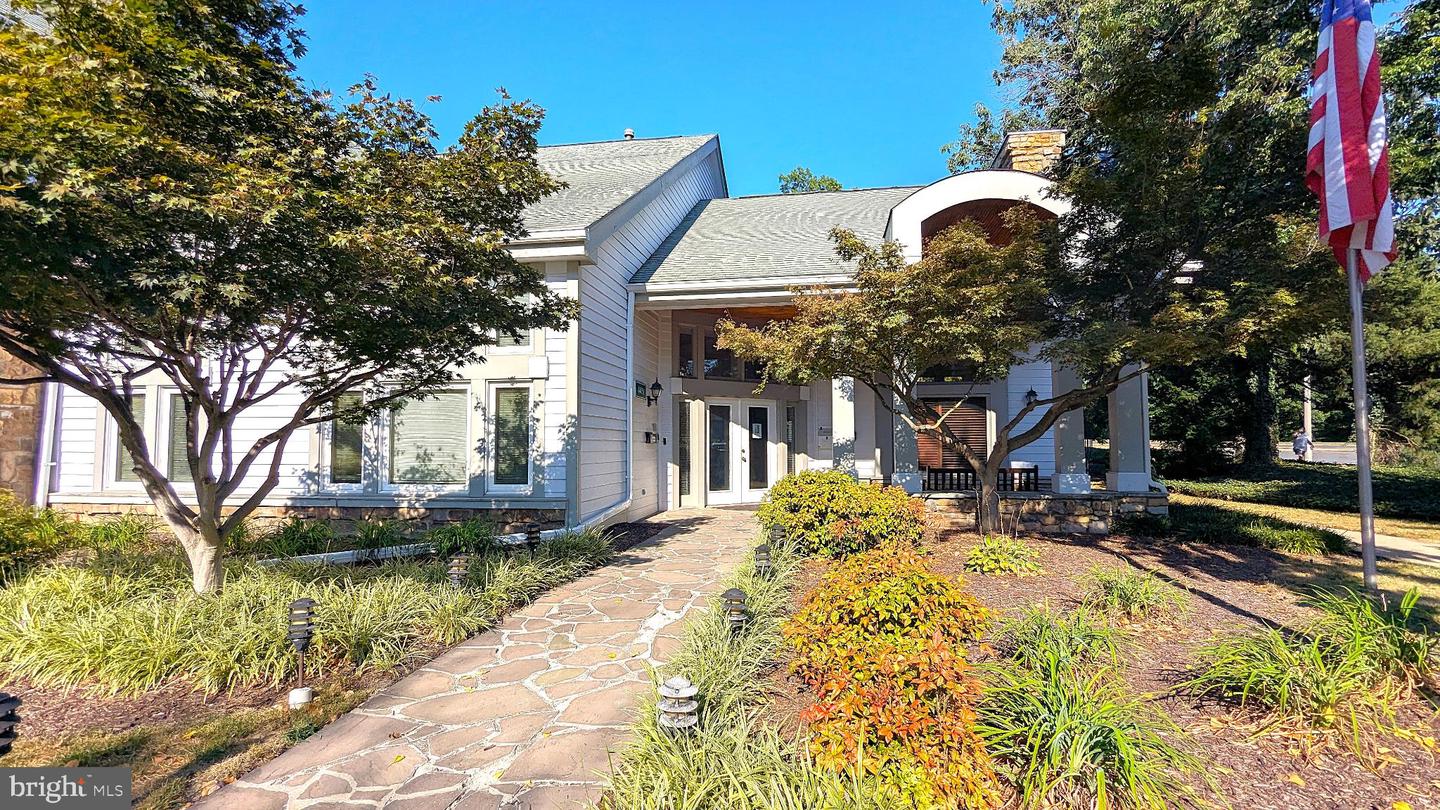 4417 FAIRSTONE DR #104, FAIRFAX, Virginia 22033, 2 Bedrooms Bedrooms, ,2 BathroomsBathrooms,Residential,For sale,4417 FAIRSTONE DR #104,VAFX2267588 MLS # VAFX2267588 4417 FAIRSTONE DR #104, FAIRFAX, Virginia 22033, 2 Bedrooms Bedrooms, ,2 BathroomsBathrooms,Residential,For sale,4417 FAIRSTONE DR #104,VAFX2267588 MLS # VAFX2267588