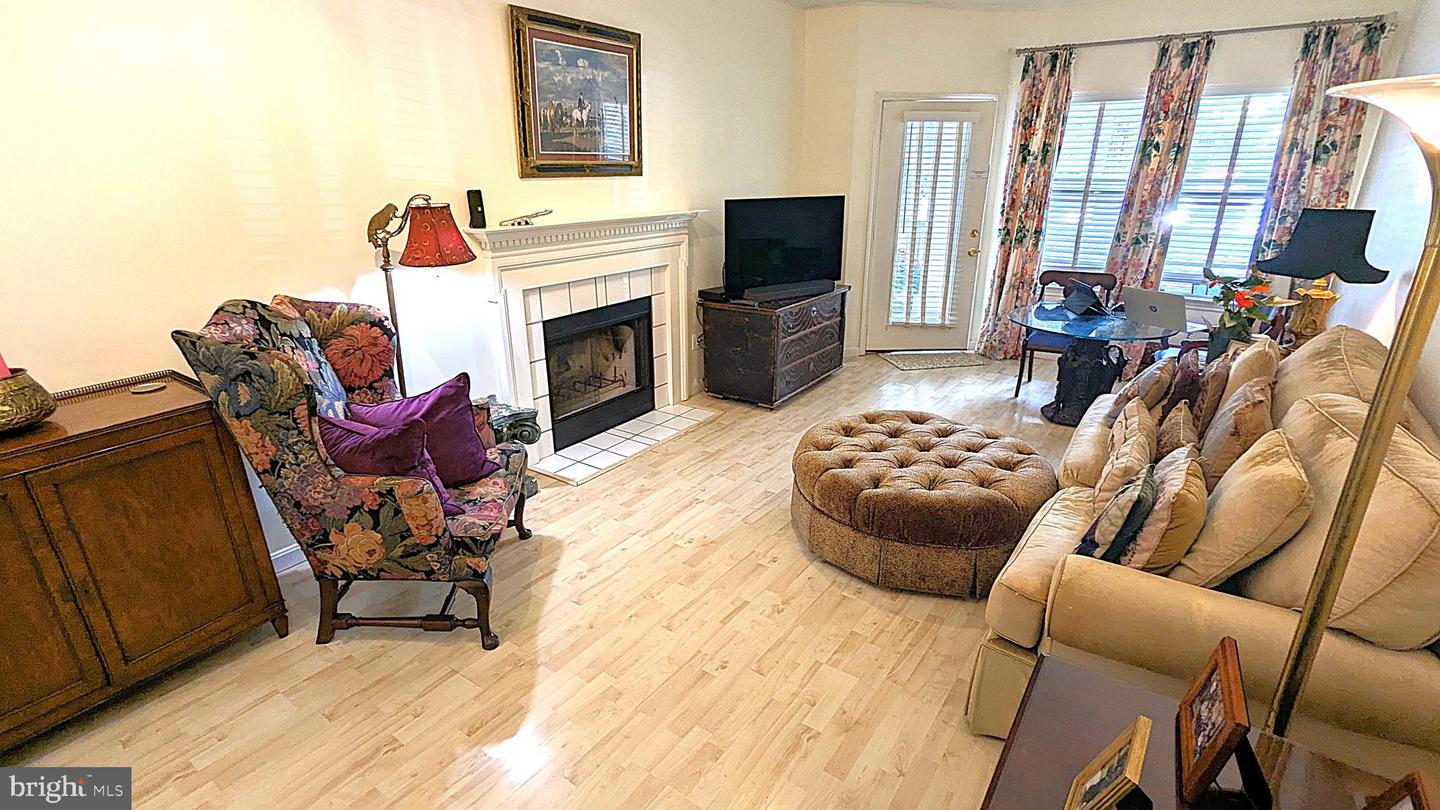 4417 FAIRSTONE DR #104, FAIRFAX, Virginia 22033, 2 Bedrooms Bedrooms, ,2 BathroomsBathrooms,Residential,For sale,4417 FAIRSTONE DR #104,VAFX2267588 MLS # VAFX2267588 4417 FAIRSTONE DR #104, FAIRFAX, Virginia 22033, 2 Bedrooms Bedrooms, ,2 BathroomsBathrooms,Residential,For sale,4417 FAIRSTONE DR #104,VAFX2267588 MLS # VAFX2267588