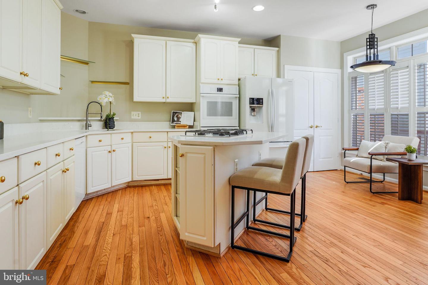 8147 QUINN TER, VIENNA, Virginia 22180, 3 Bedrooms Bedrooms, 7 Rooms Rooms,3 BathroomsBathrooms,Residential,For sale,8147 QUINN TER,VAFX2267654 MLS # VAFX2267654