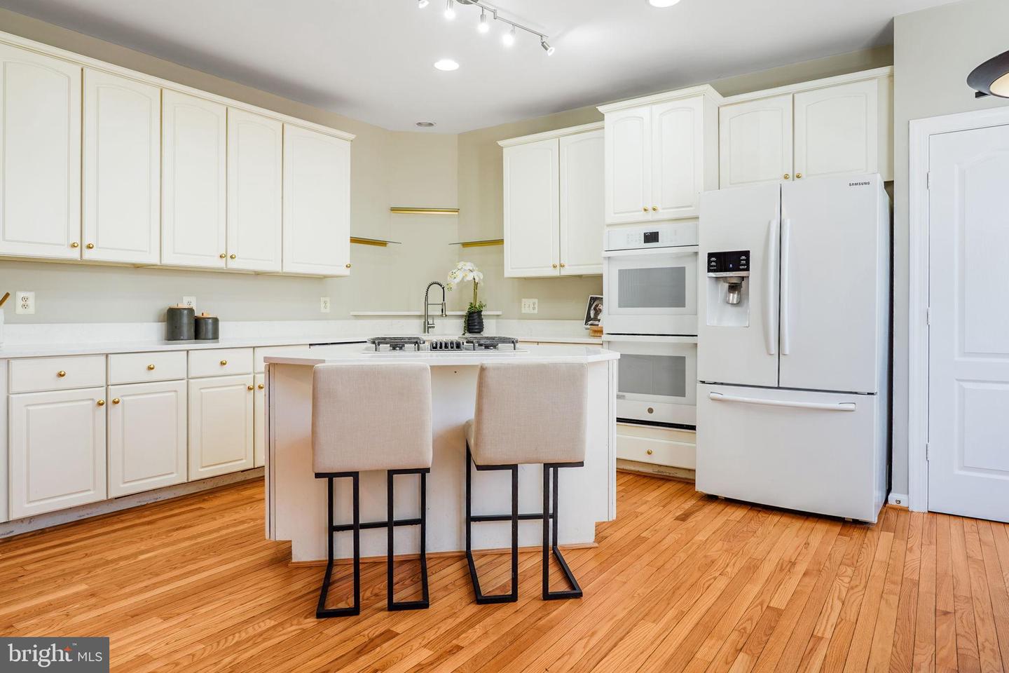 8147 QUINN TER, VIENNA, Virginia 22180, 3 Bedrooms Bedrooms, 7 Rooms Rooms,3 BathroomsBathrooms,Residential,For sale,8147 QUINN TER,VAFX2267654 MLS # VAFX2267654