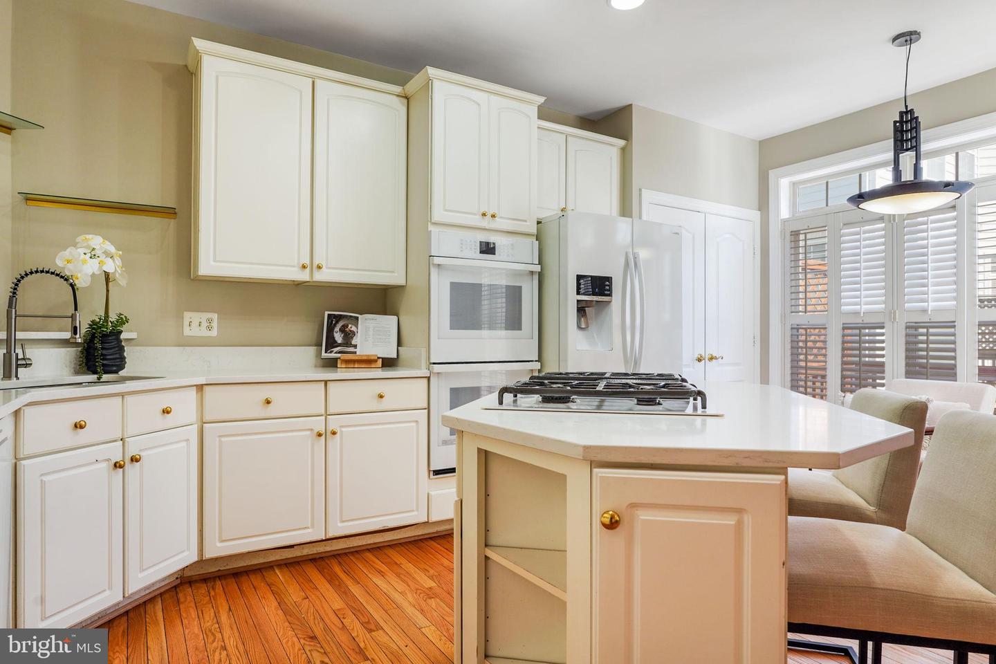 8147 QUINN TER, VIENNA, Virginia 22180, 3 Bedrooms Bedrooms, 7 Rooms Rooms,3 BathroomsBathrooms,Residential,For sale,8147 QUINN TER,VAFX2267654 MLS # VAFX2267654