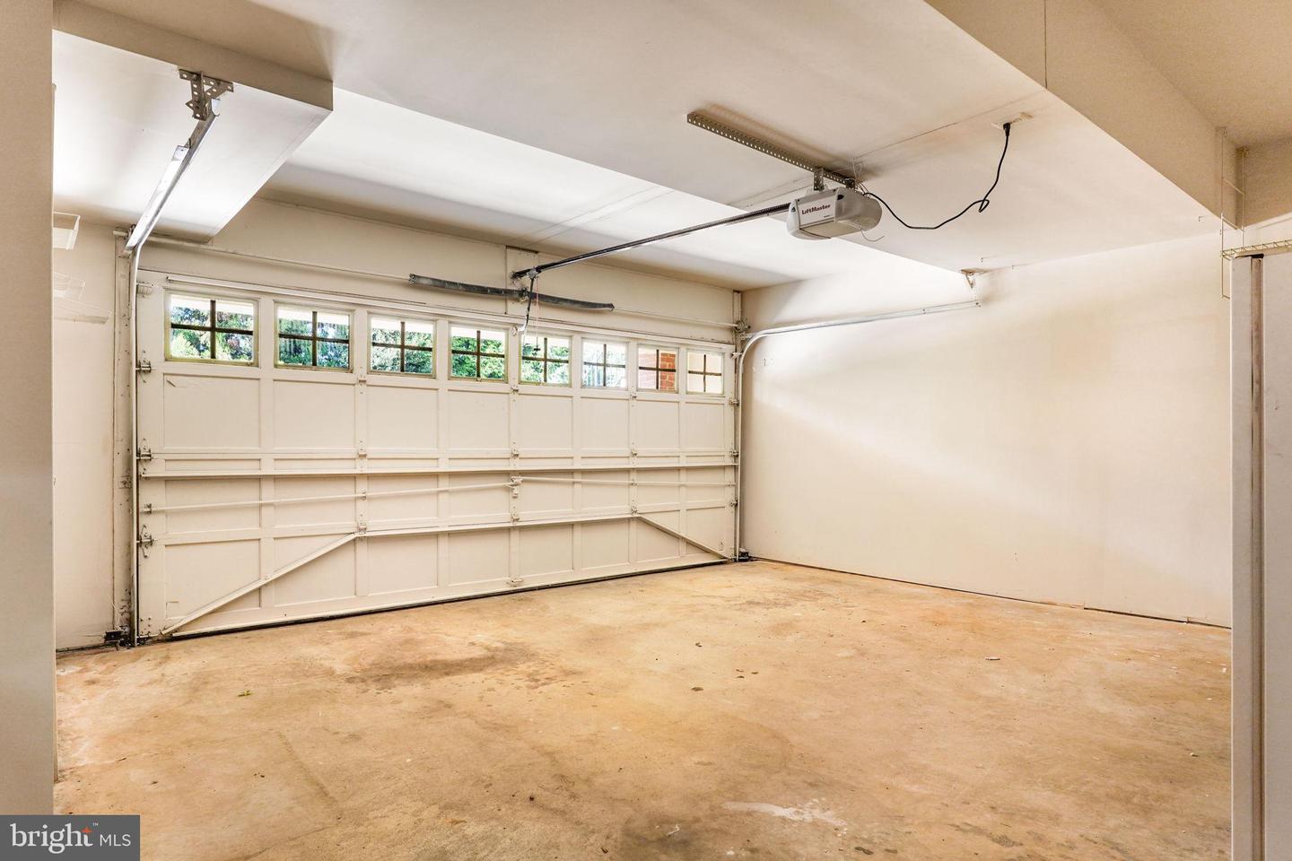 8147 QUINN TER, VIENNA, Virginia 22180, 3 Bedrooms Bedrooms, 7 Rooms Rooms,3 BathroomsBathrooms,Residential,For sale,8147 QUINN TER,VAFX2267654 MLS # VAFX2267654