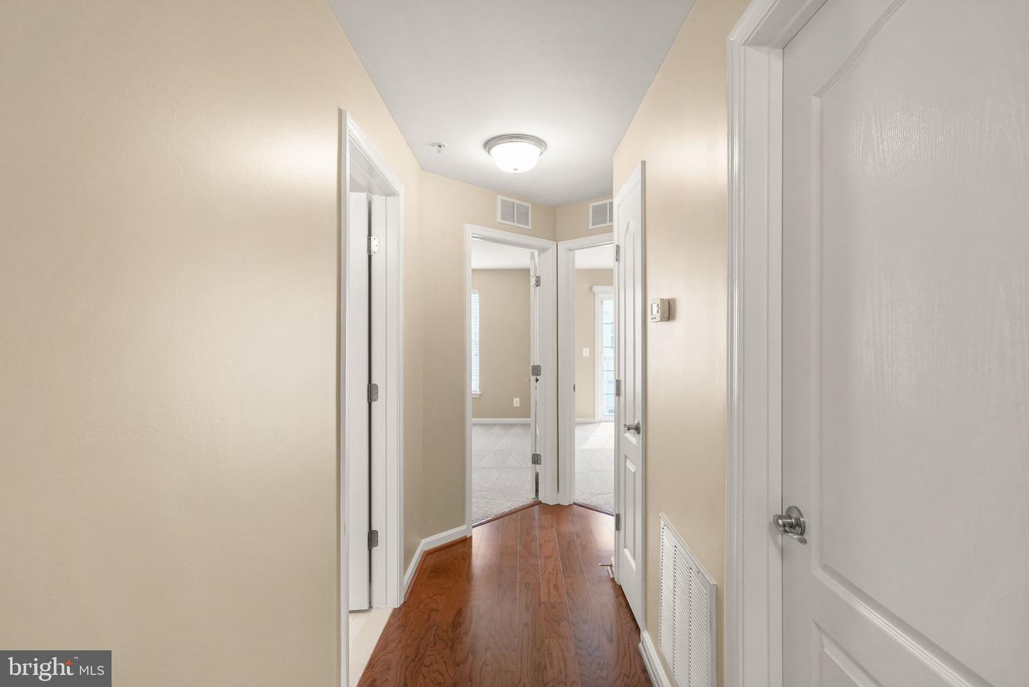 2331 KEW GARDENS DR, WOODBRIDGE, Virginia 22191, 3 Bedrooms Bedrooms, 6 Rooms Rooms,2 BathroomsBathrooms,Residential,For sale,2331 KEW GARDENS DR,VAPW2104192 MLS # VAPW2104192