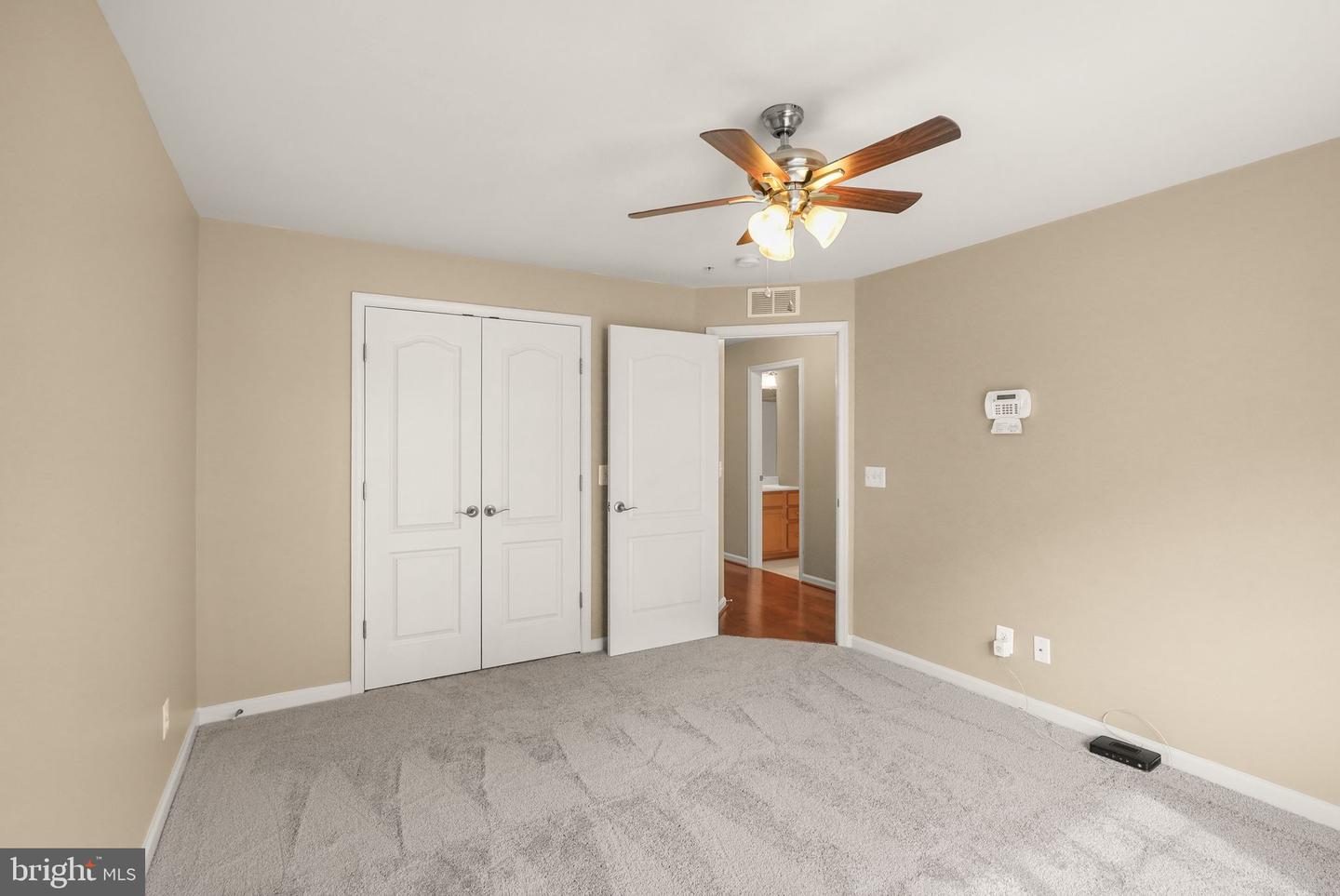 2331 KEW GARDENS DR, WOODBRIDGE, Virginia 22191, 3 Bedrooms Bedrooms, 6 Rooms Rooms,2 BathroomsBathrooms,Residential,For sale,2331 KEW GARDENS DR,VAPW2104192 MLS # VAPW2104192