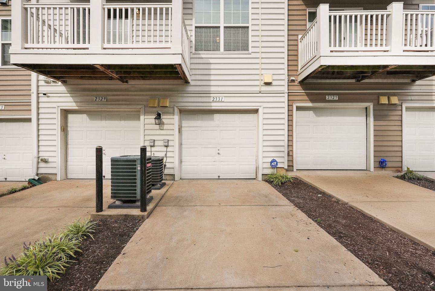 2331 KEW GARDENS DR, WOODBRIDGE, Virginia 22191, 3 Bedrooms Bedrooms, 6 Rooms Rooms,2 BathroomsBathrooms,Residential,For sale,2331 KEW GARDENS DR,VAPW2104192 MLS # VAPW2104192