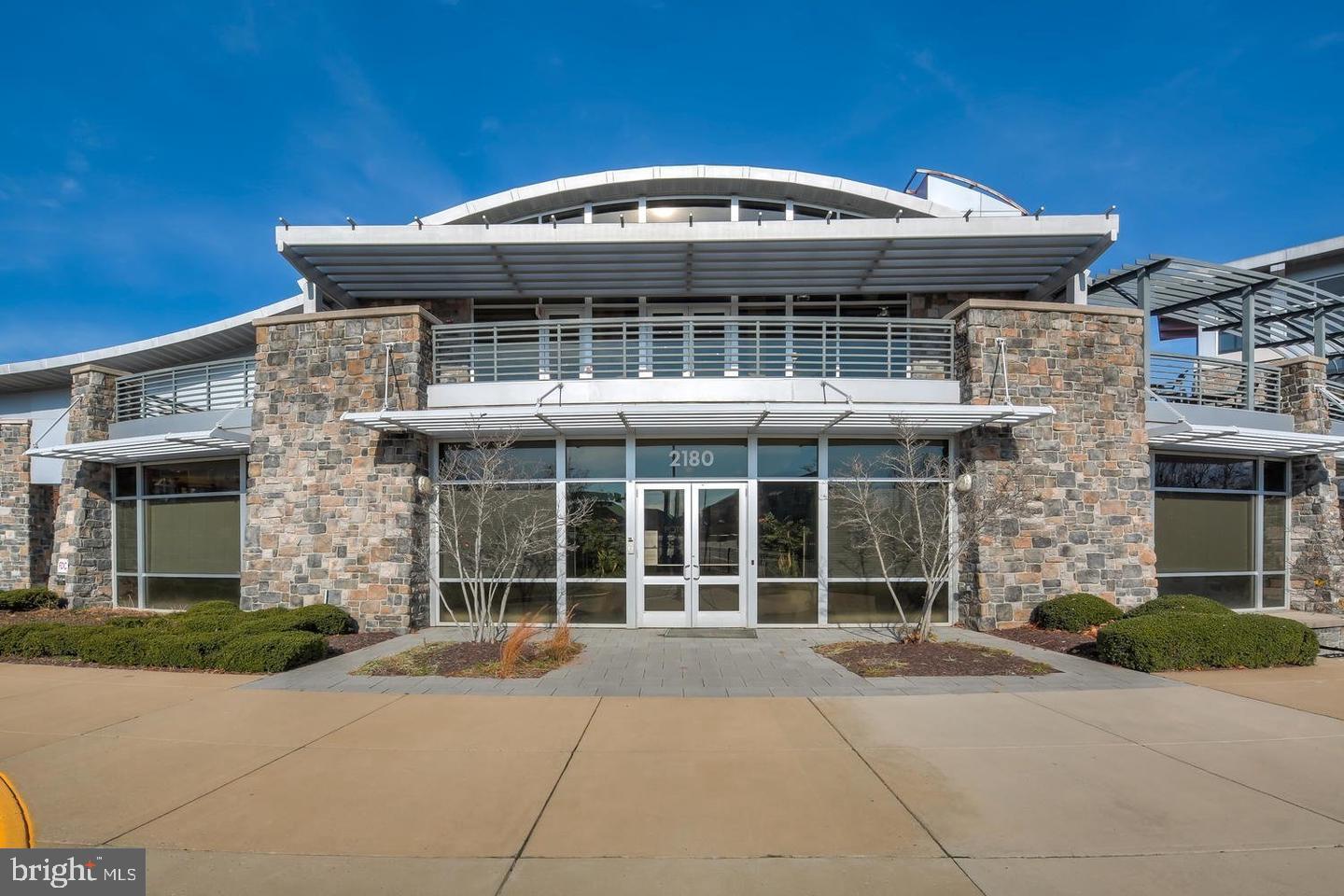 2331 KEW GARDENS DR, WOODBRIDGE, Virginia 22191, 3 Bedrooms Bedrooms, 6 Rooms Rooms,2 BathroomsBathrooms,Residential,For sale,2331 KEW GARDENS DR,VAPW2104192 MLS # VAPW2104192