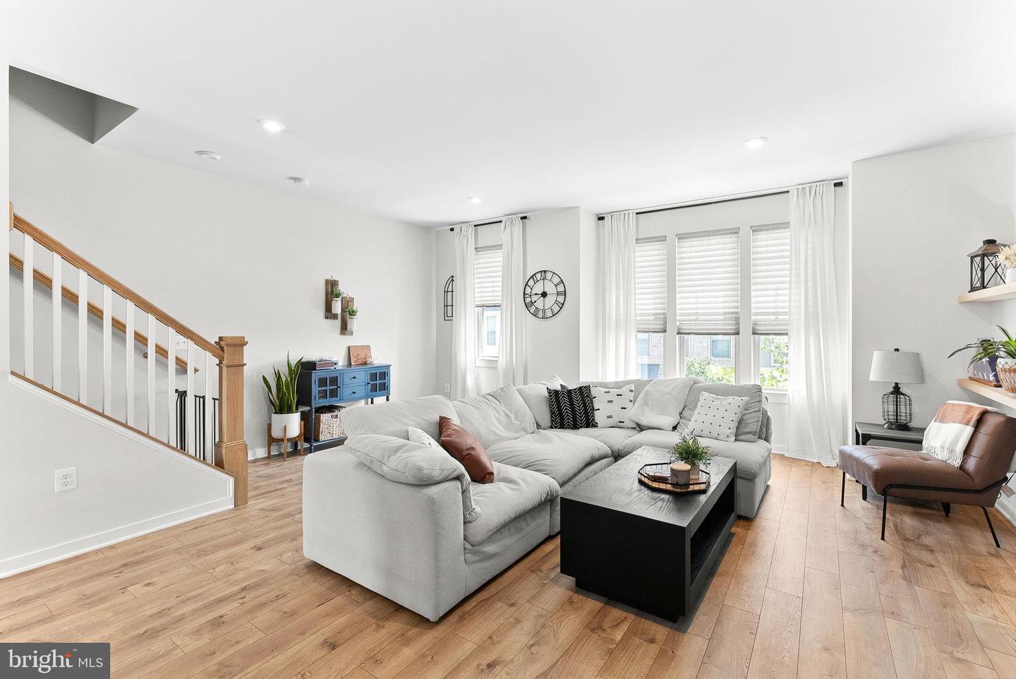 308 NEBEIOLO TER SE, LEESBURG, Virginia 20175, 3 Bedrooms Bedrooms, 6 Rooms Rooms,2 BathroomsBathrooms,Residential,For sale,308 NEBEIOLO TER SE,VALO2107016 MLS # VALO2107016